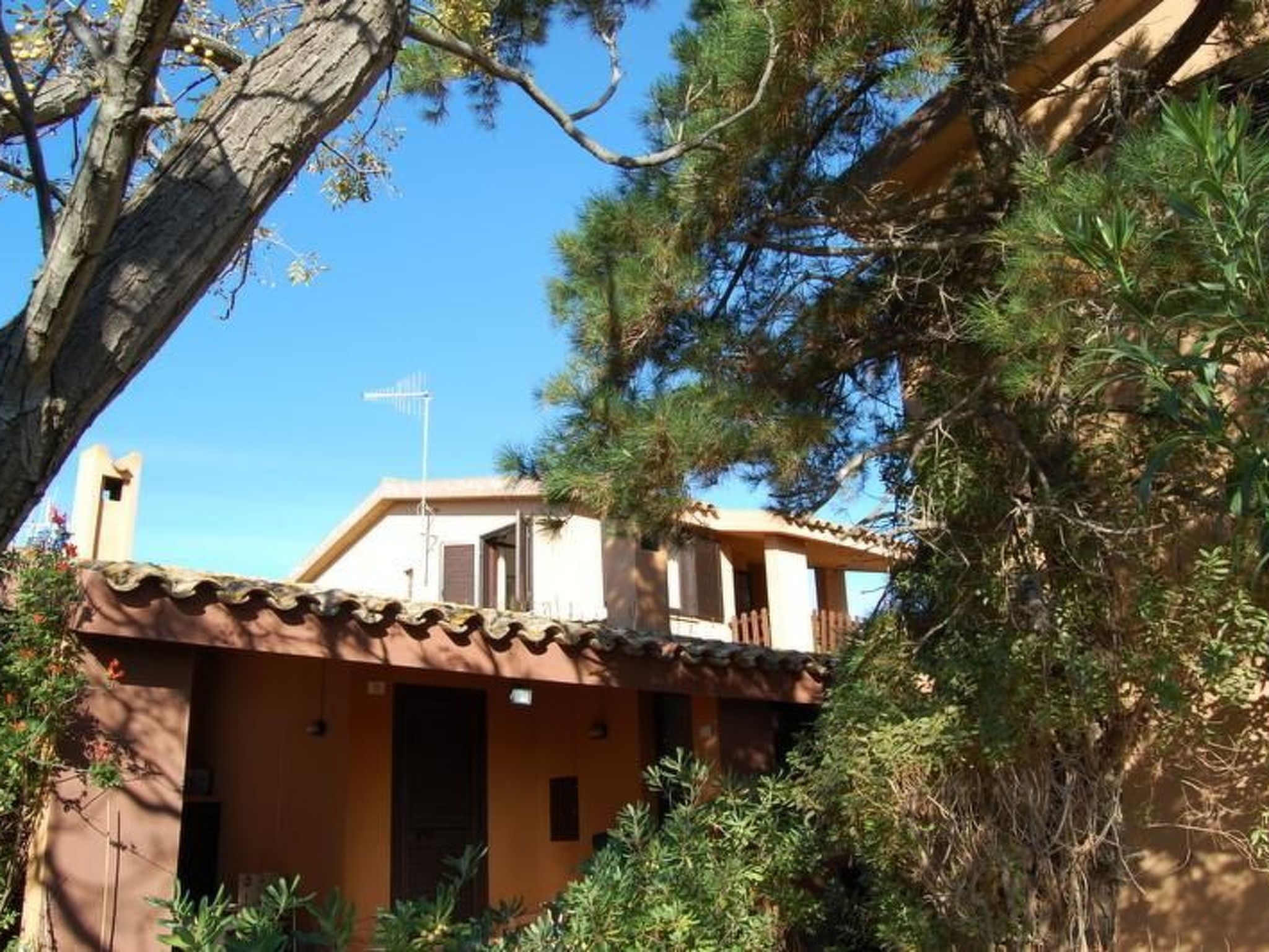 SCHÖNE WOHNUNG NUR EINEN STEINWURF VOM STRAND ENTFERNT Villa in Costa Rei