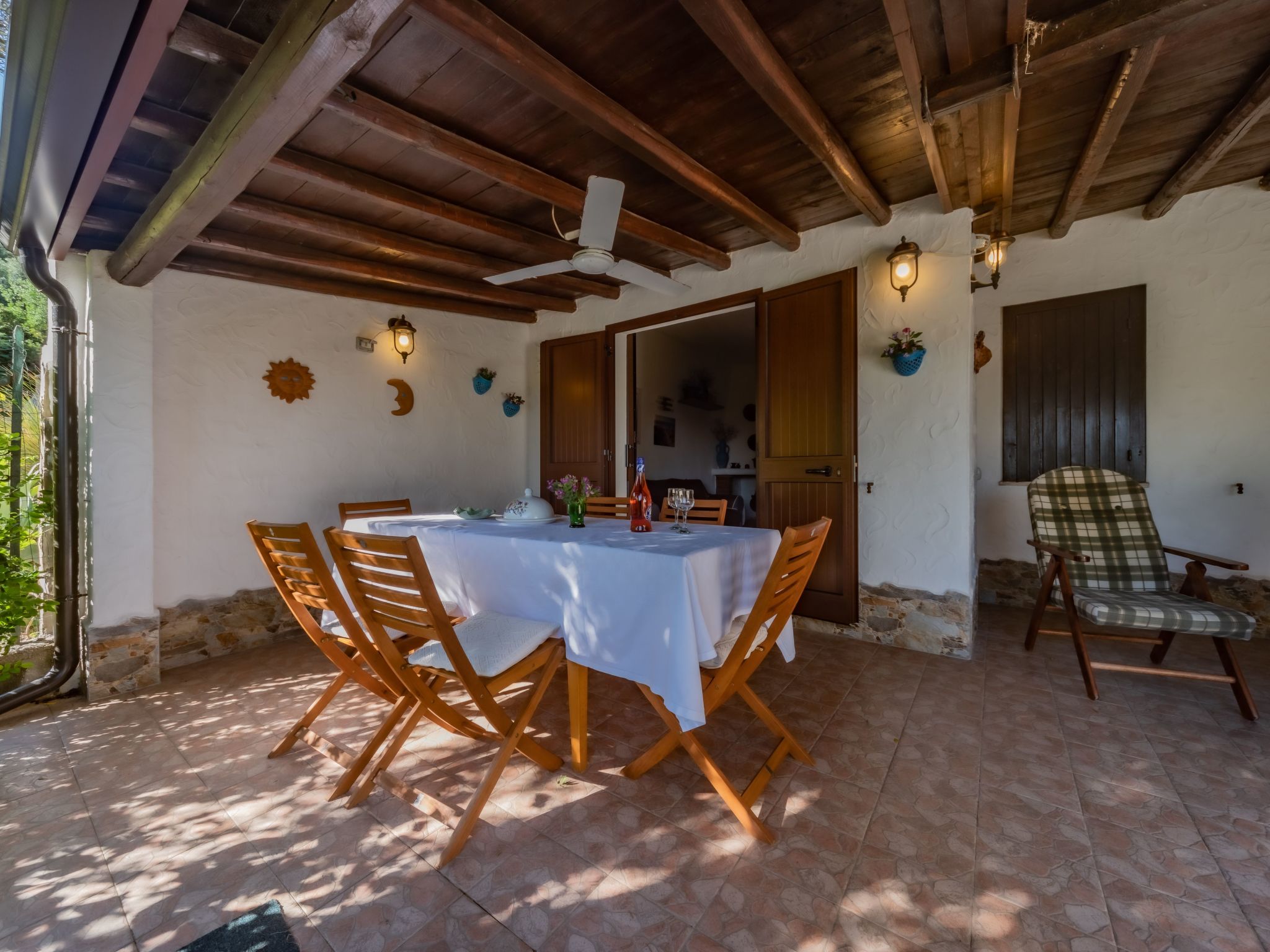 Haus in Costa Rei mit Terrasse, Garten und Grill