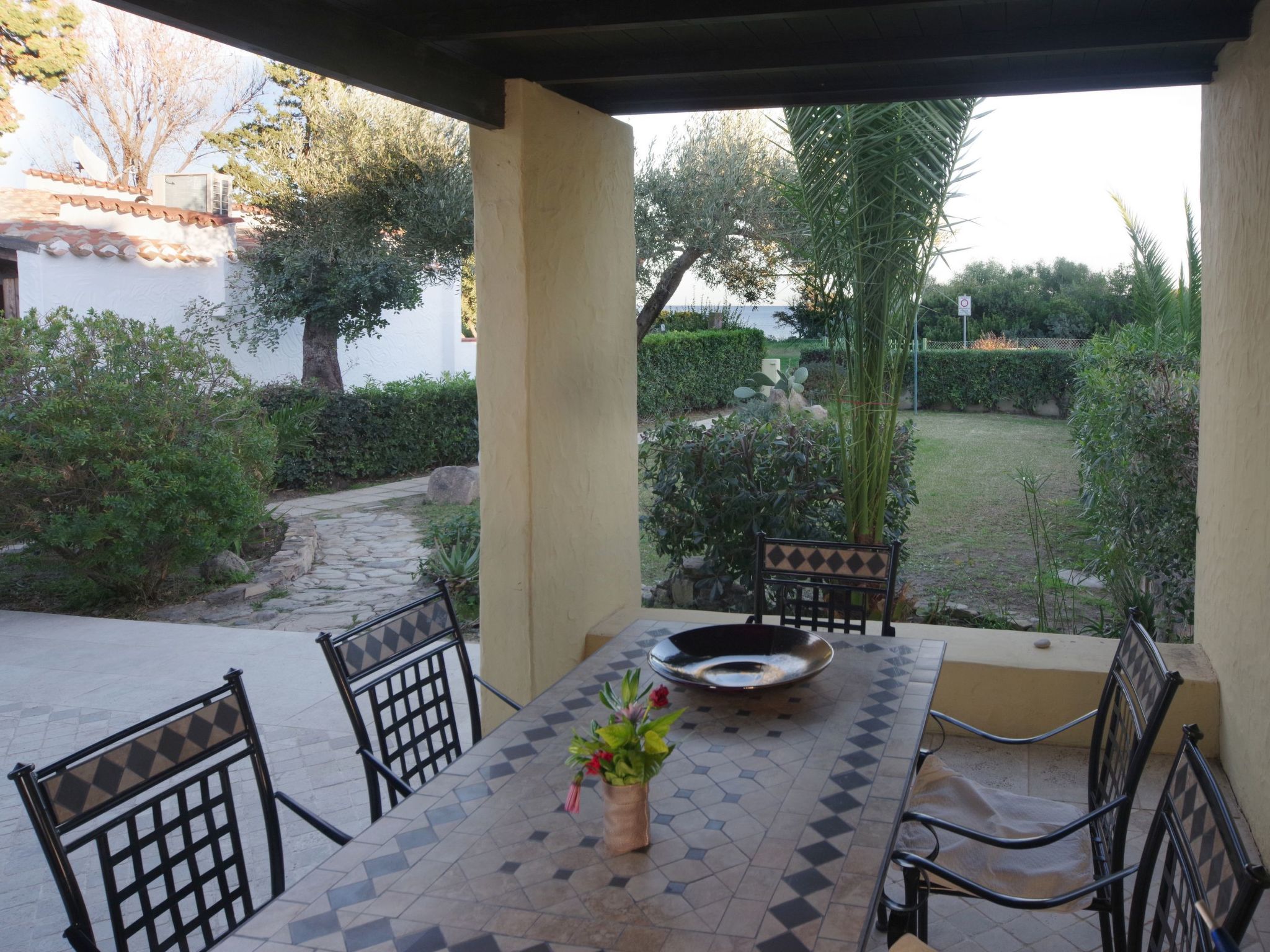 Photo of Schöne, neu renovierte Villa direkt am Strand in Costa Rei