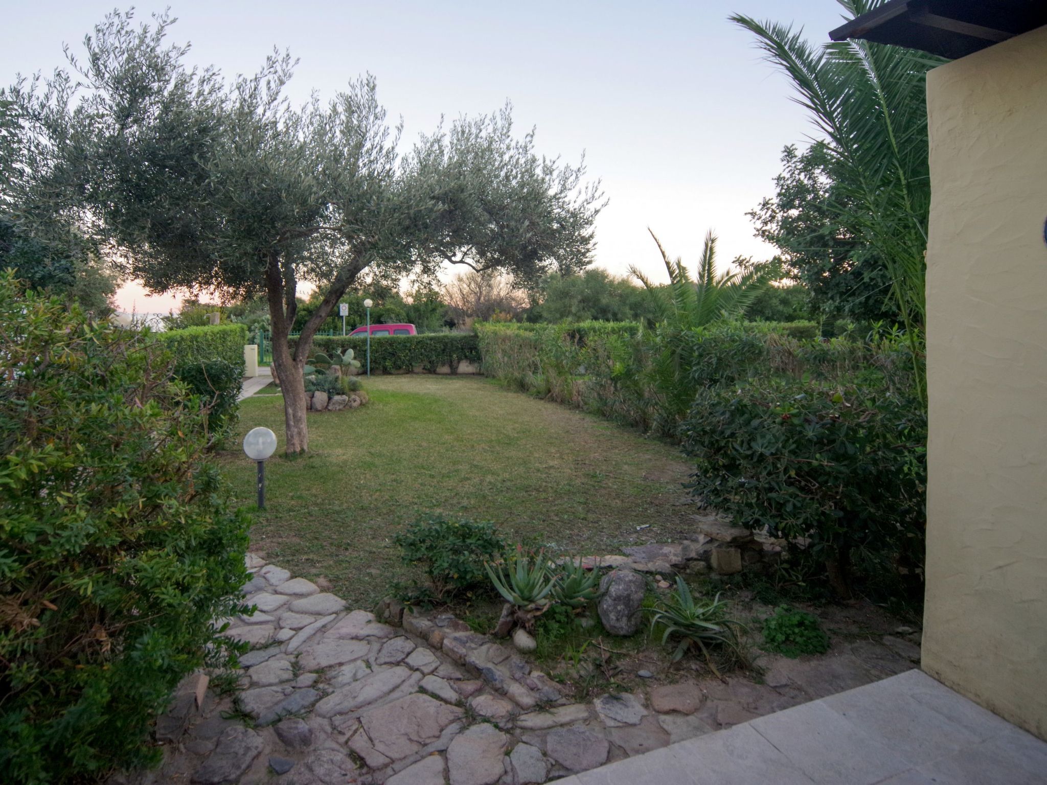 Photo of Schöne, neu renovierte Villa direkt am Strand in Costa Rei