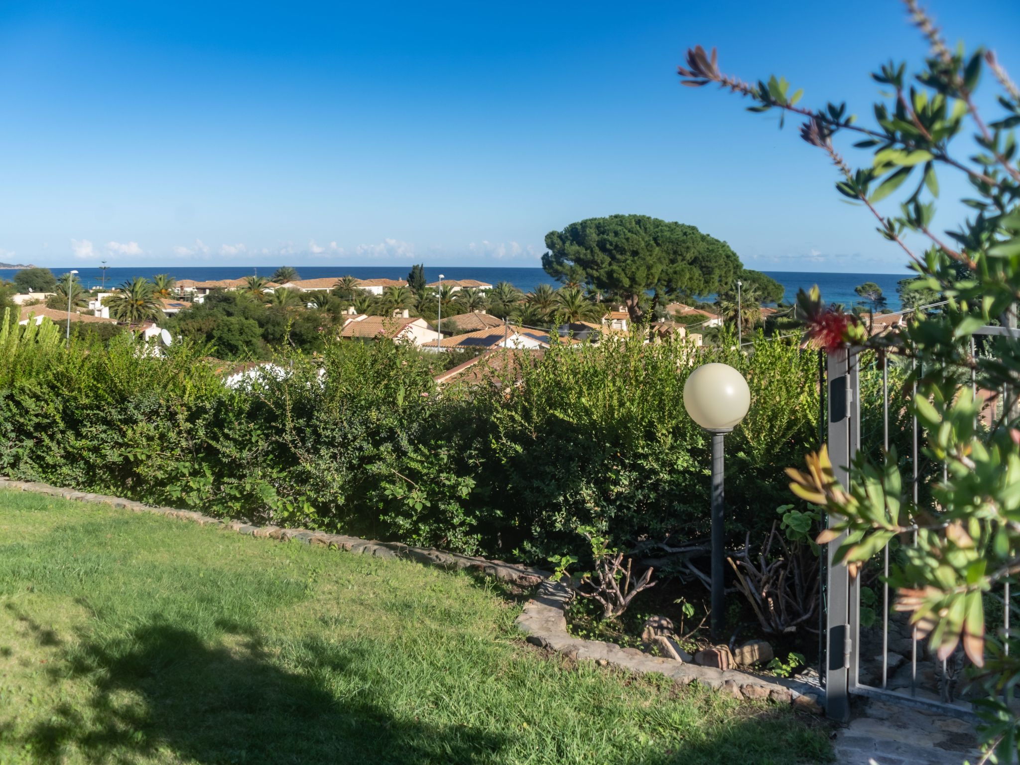 Photo of Wunderschöne freistehende Villa in kurzer Entfernung zum Strand und mit herrlic
