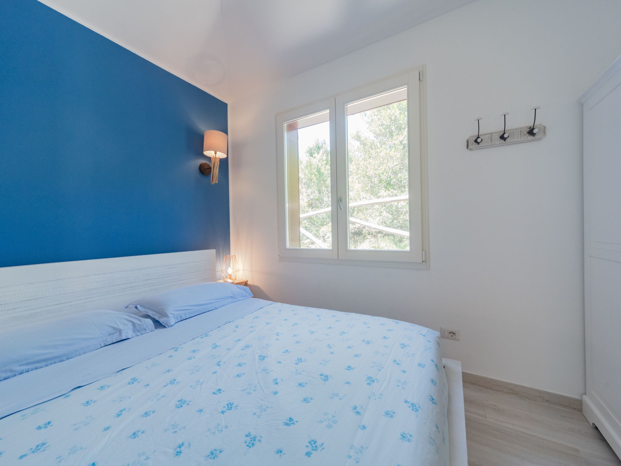 Photo of Moderne Villa mit atemberaubendem Blick auf die Küste