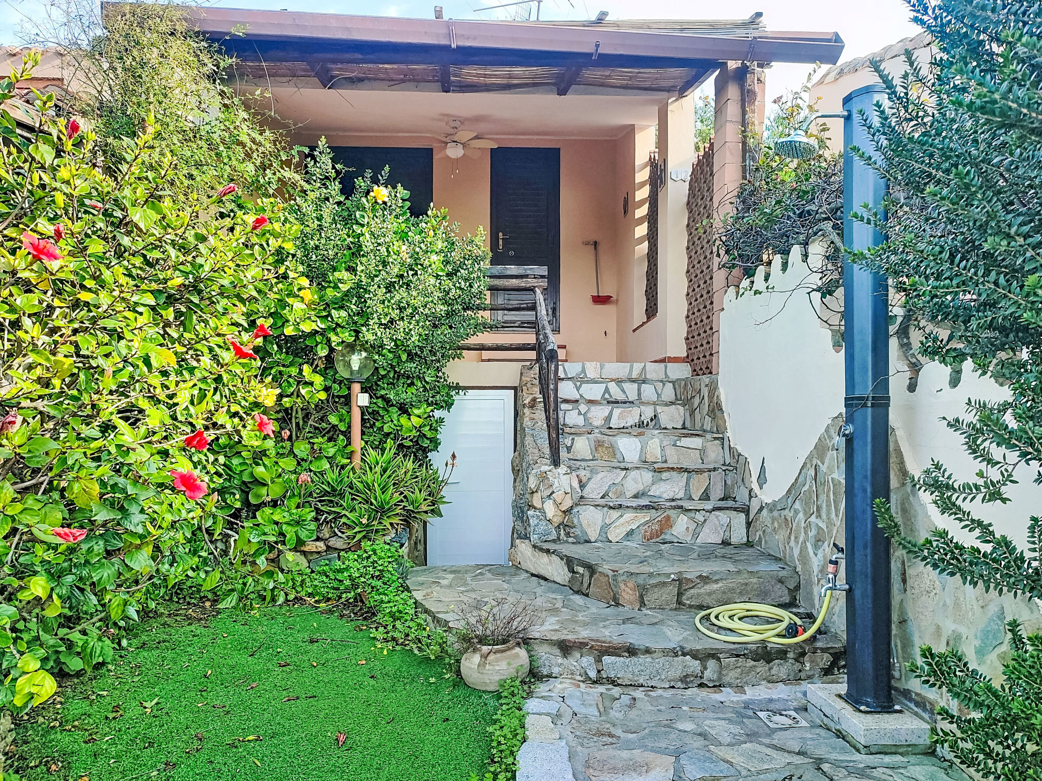 Photo of Casetta nel blu