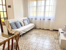 Vrijstaande villa Itaca in Villasimius, 200m van strand, tuin & bbq - thumbnail 6