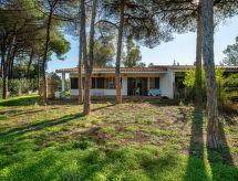 Vrijstaande villa Itaca in Villasimius, 200m van strand, tuin & bbq - thumbnail 1