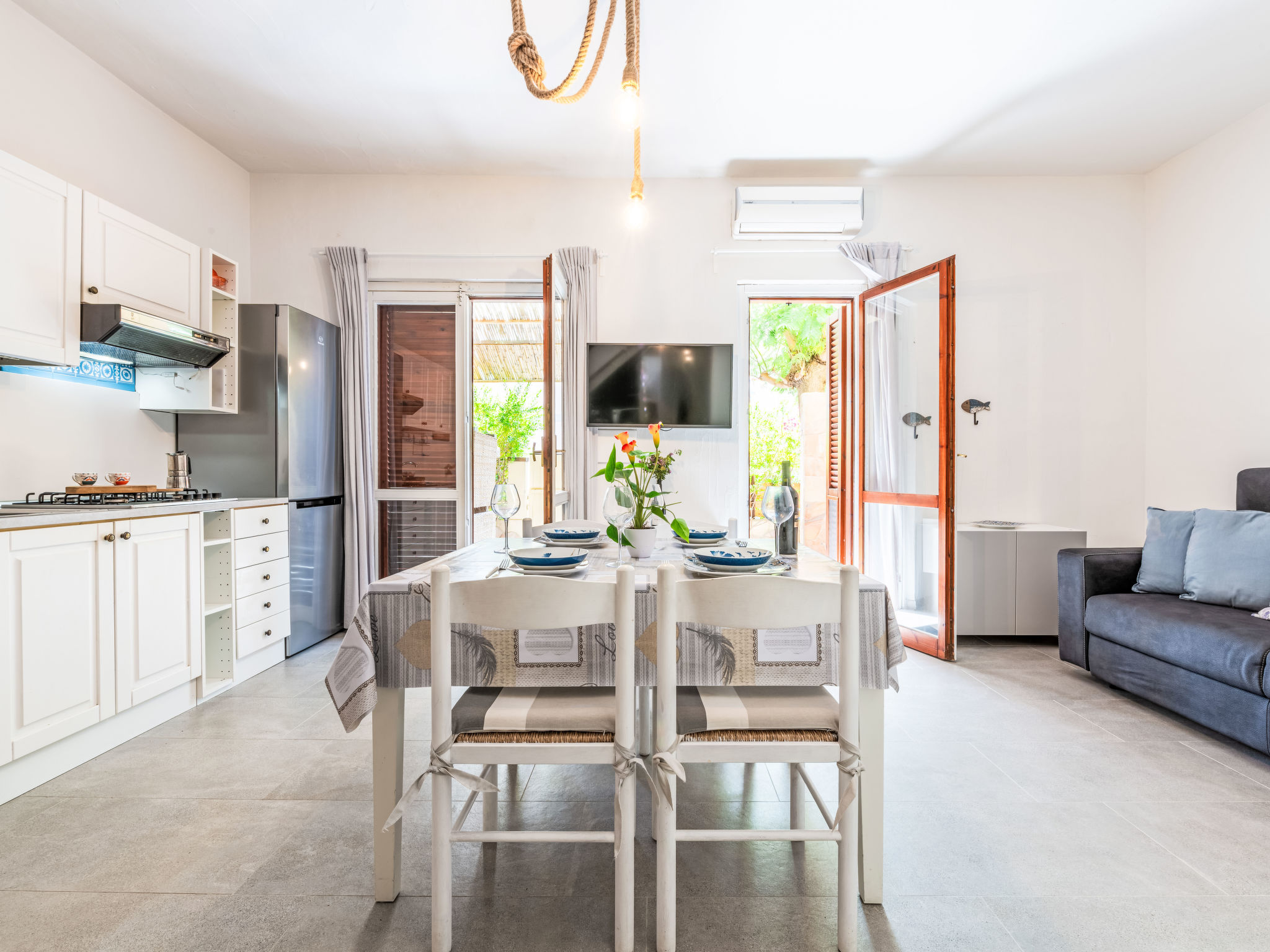 Casa Darc-Inside