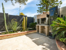 House image small