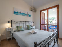 Il Faro Blu: Sfeervol appartement vlakbij het strand van Villasimius - thumbnail 1