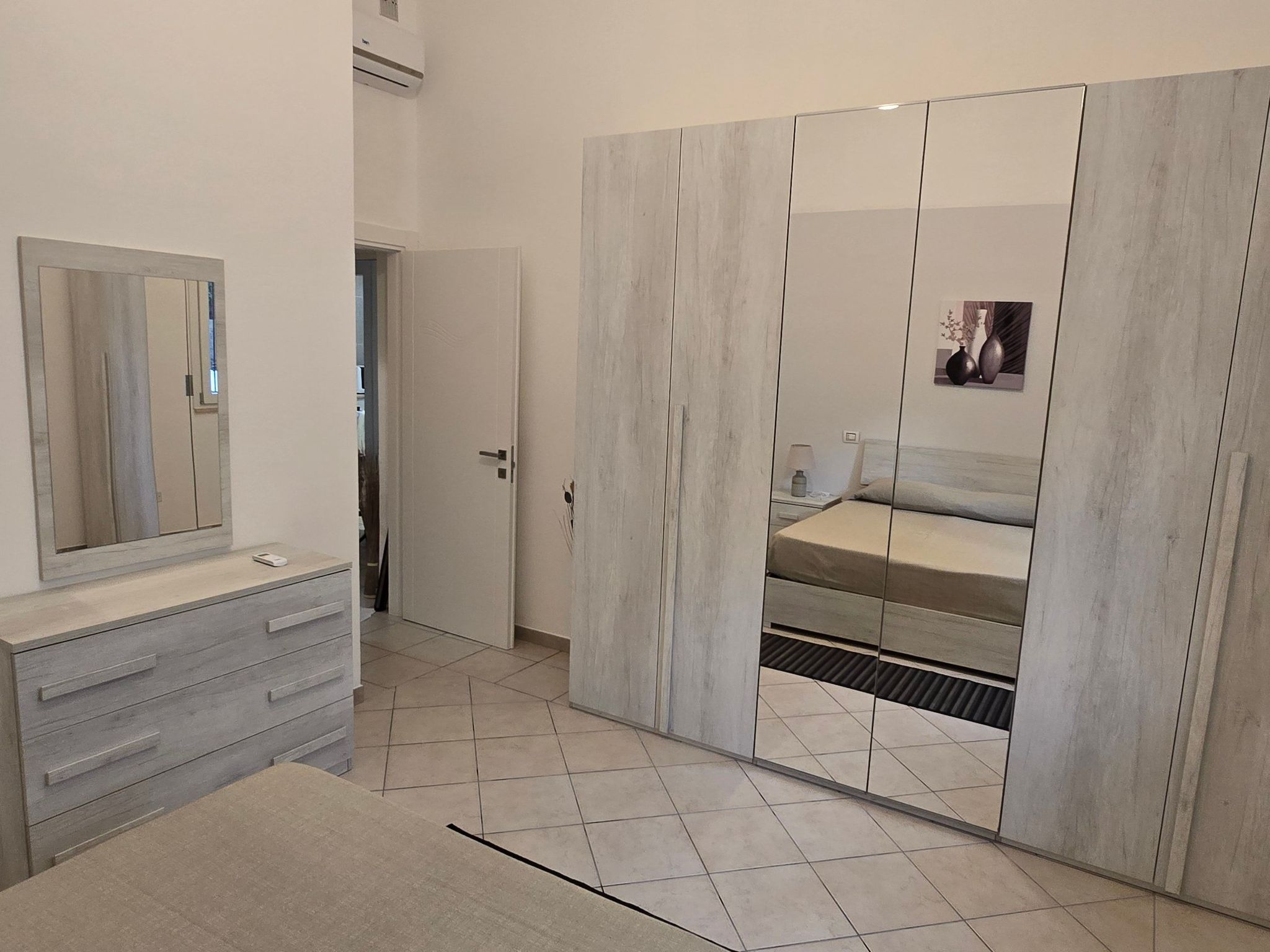 Miky's Home mit Patio und Veranda mit Innenhof-Image-tags.info