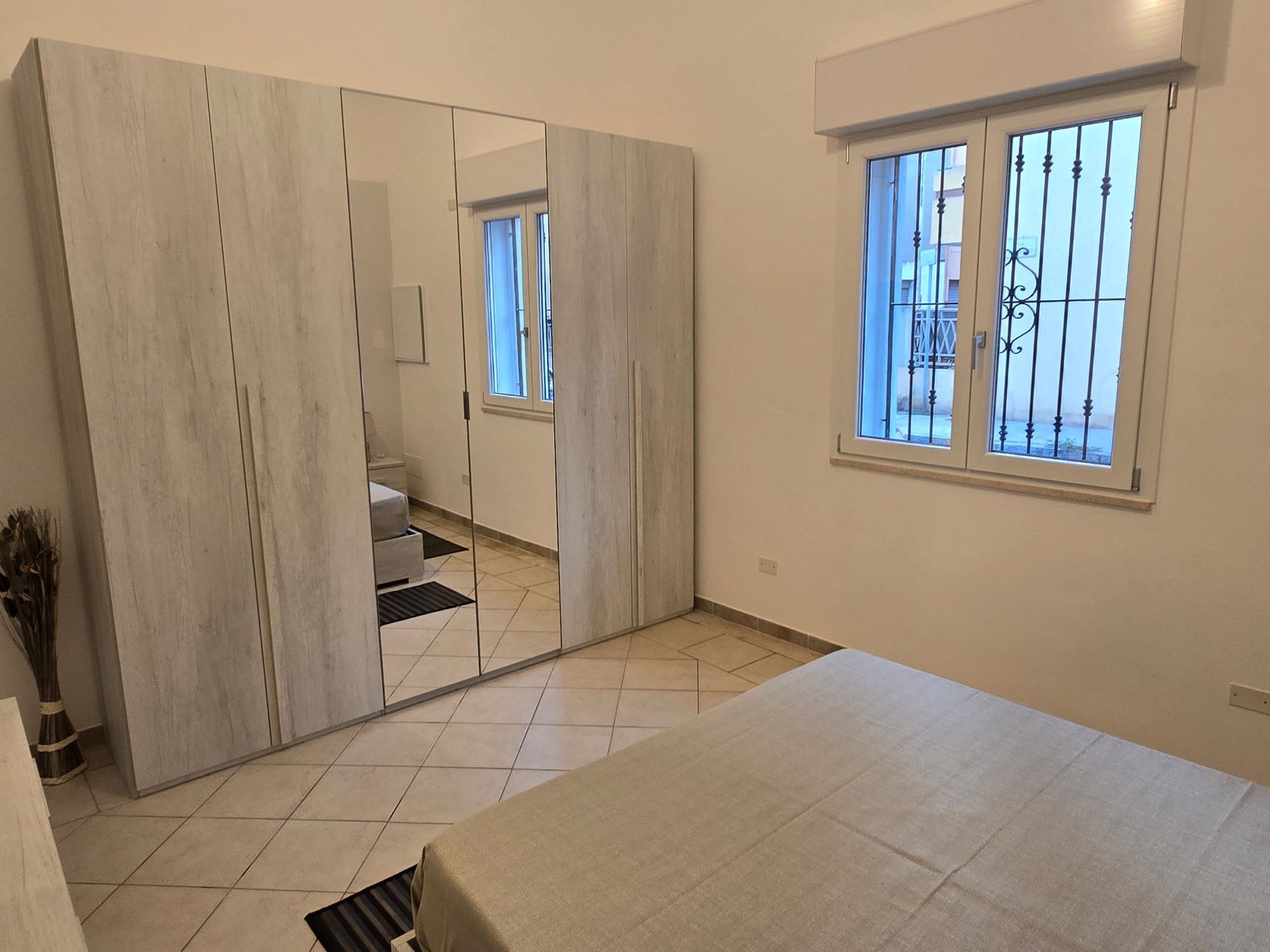 Miky's Home mit Patio und Veranda mit Innenhof-Image-tags.info