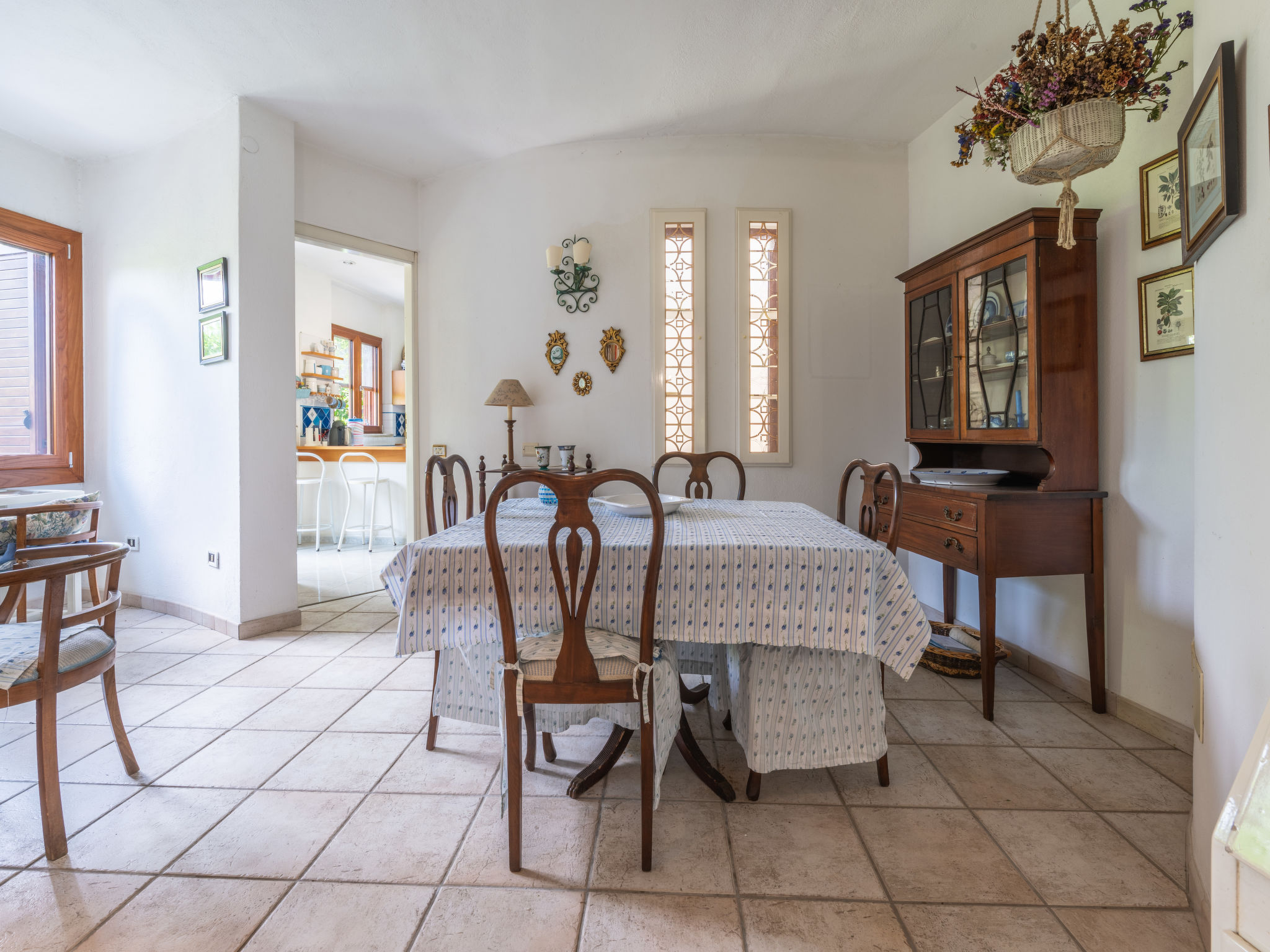 Villa Al Mare-Inside