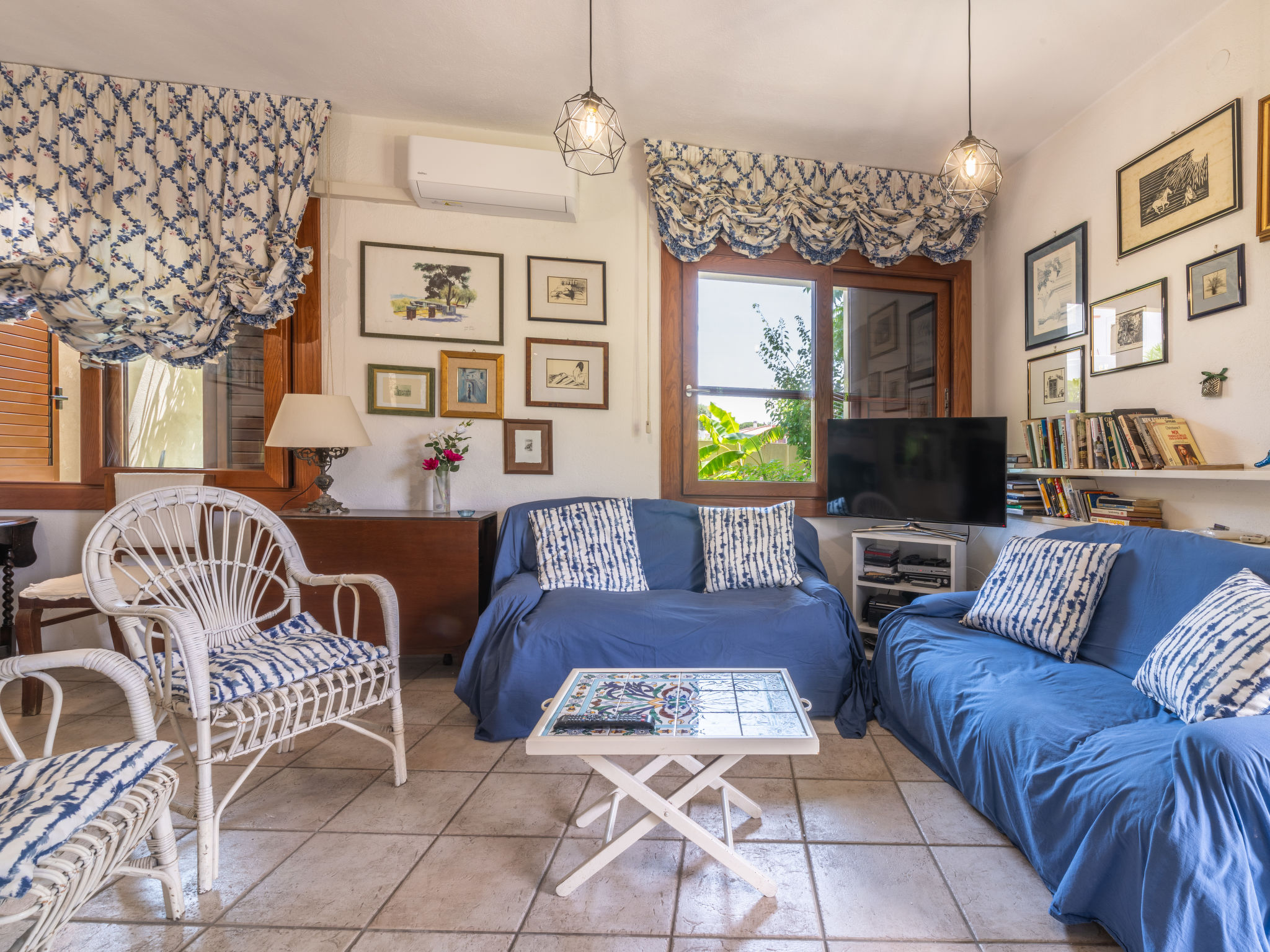 Villa Al Mare-Inside