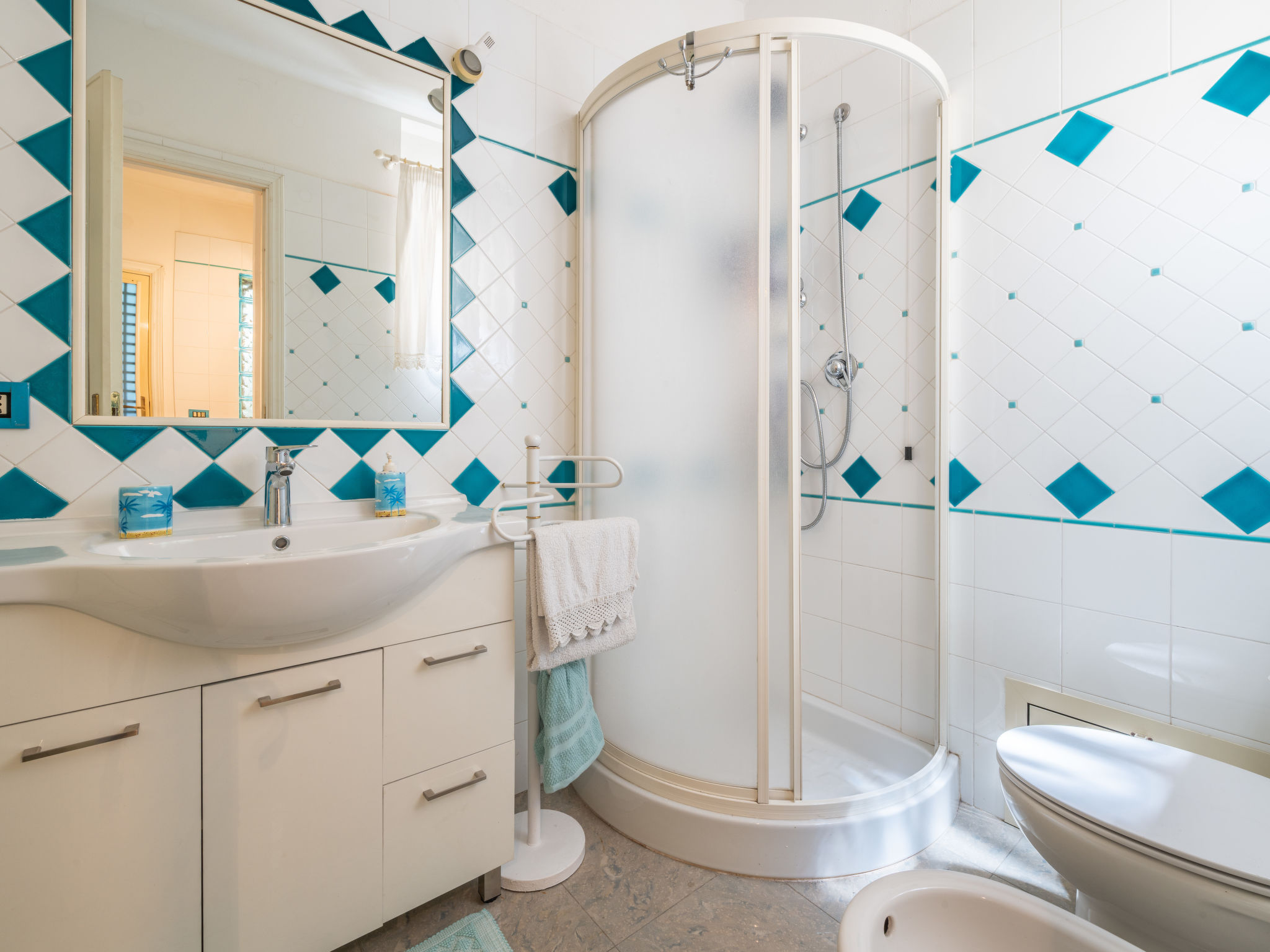 Villa Al Mare-Inside