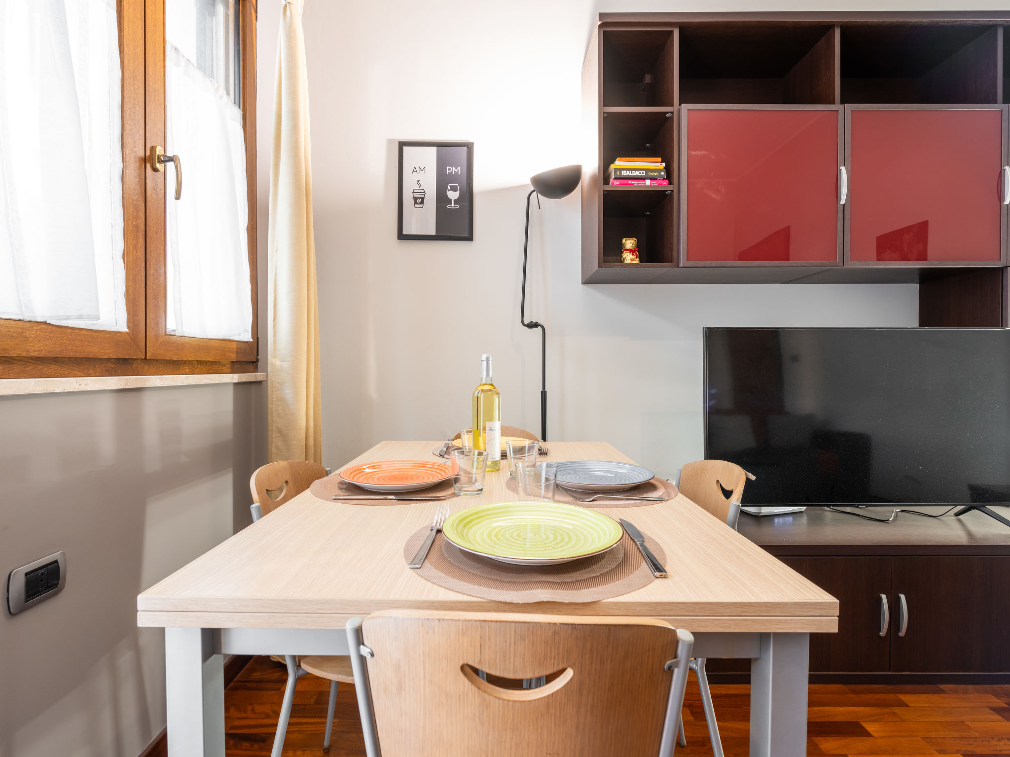 Full Time Apartment - Image 4