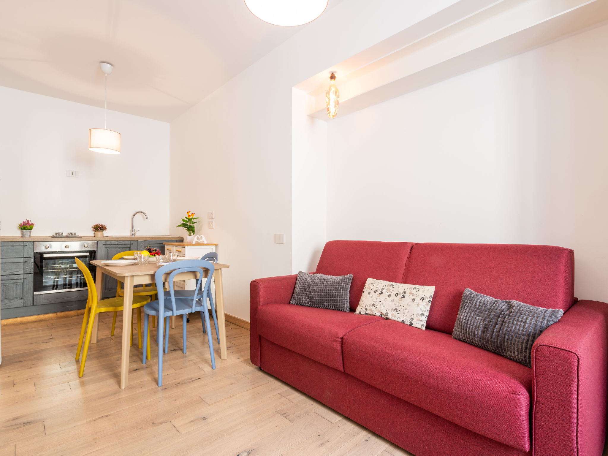Cagliari Centro — Living Room (5 of 27)