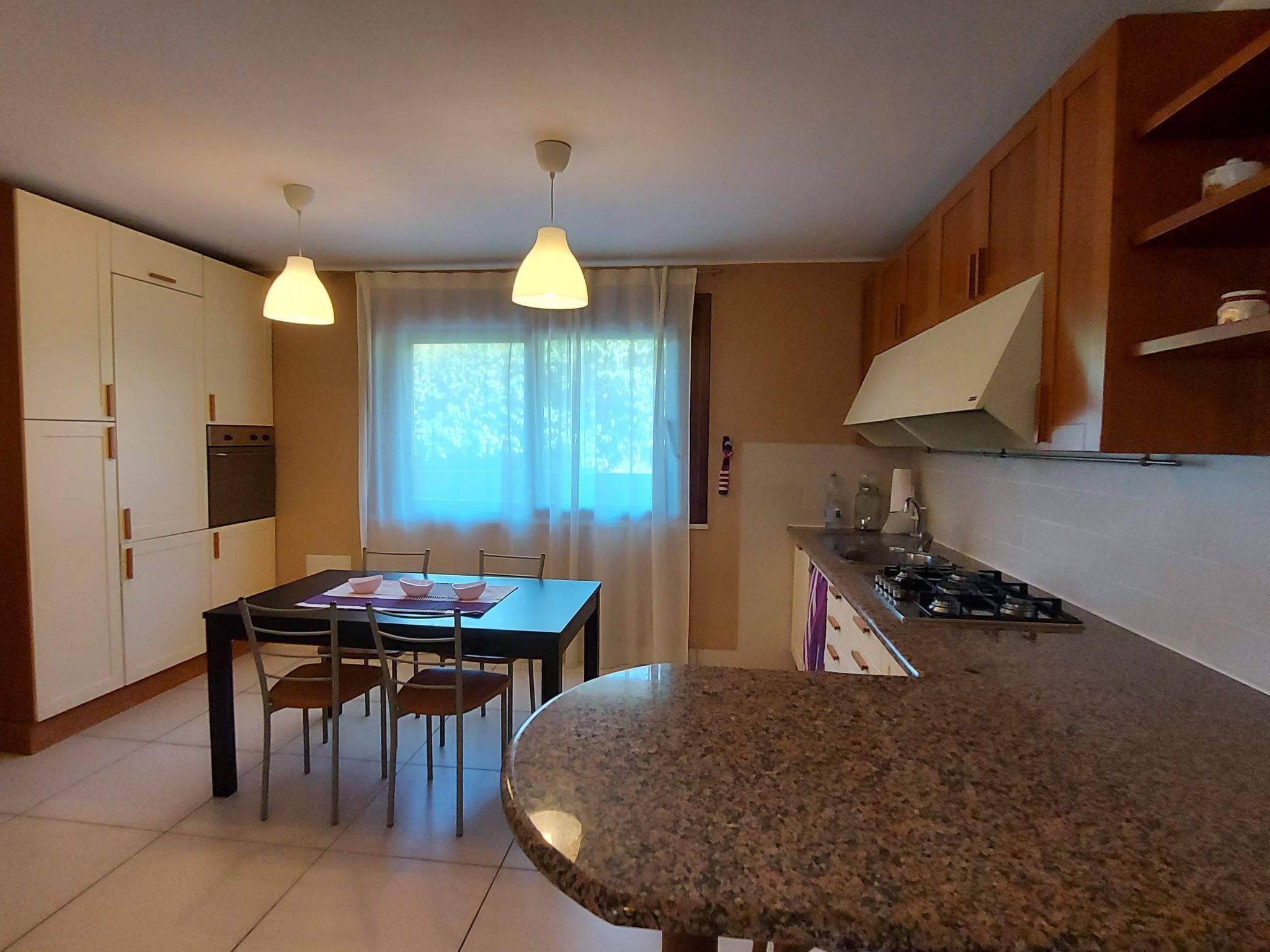 Unterkunft in der 'Villa Luigi' mit oberirdischem Pool-Drinnen