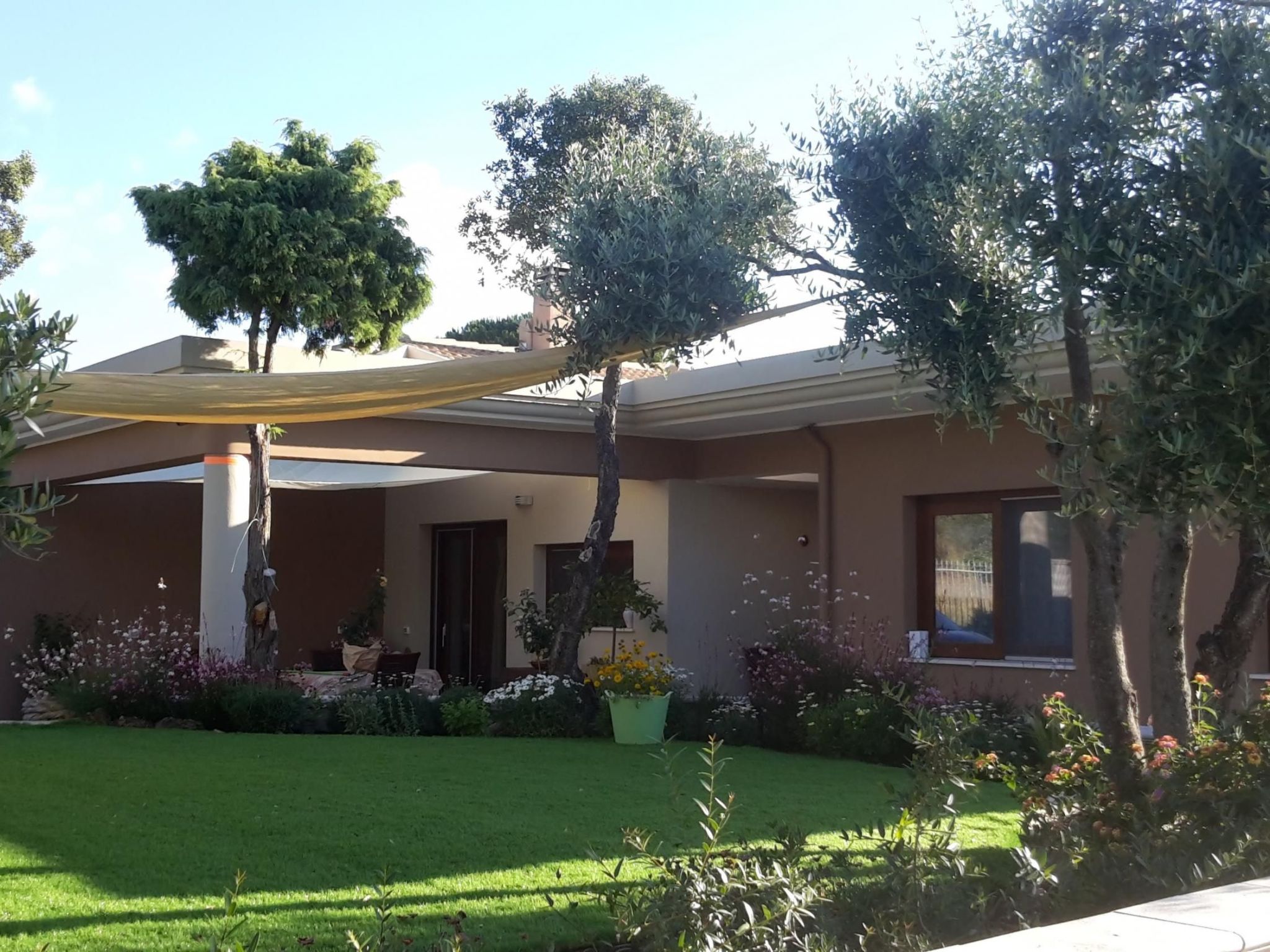 Unterkunft in der 'Villa Luigi' mit oberirdischem Pool