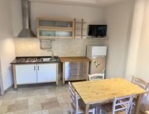 Knus appartement voor 6 op Sardinië, vlakbij zee en strand in Pula - thumbnail 4