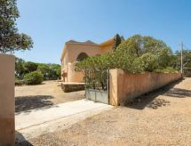Vrijstaande woning aan zee in Chia, Sardinië - 25 meter tot het strand - thumbnail 2