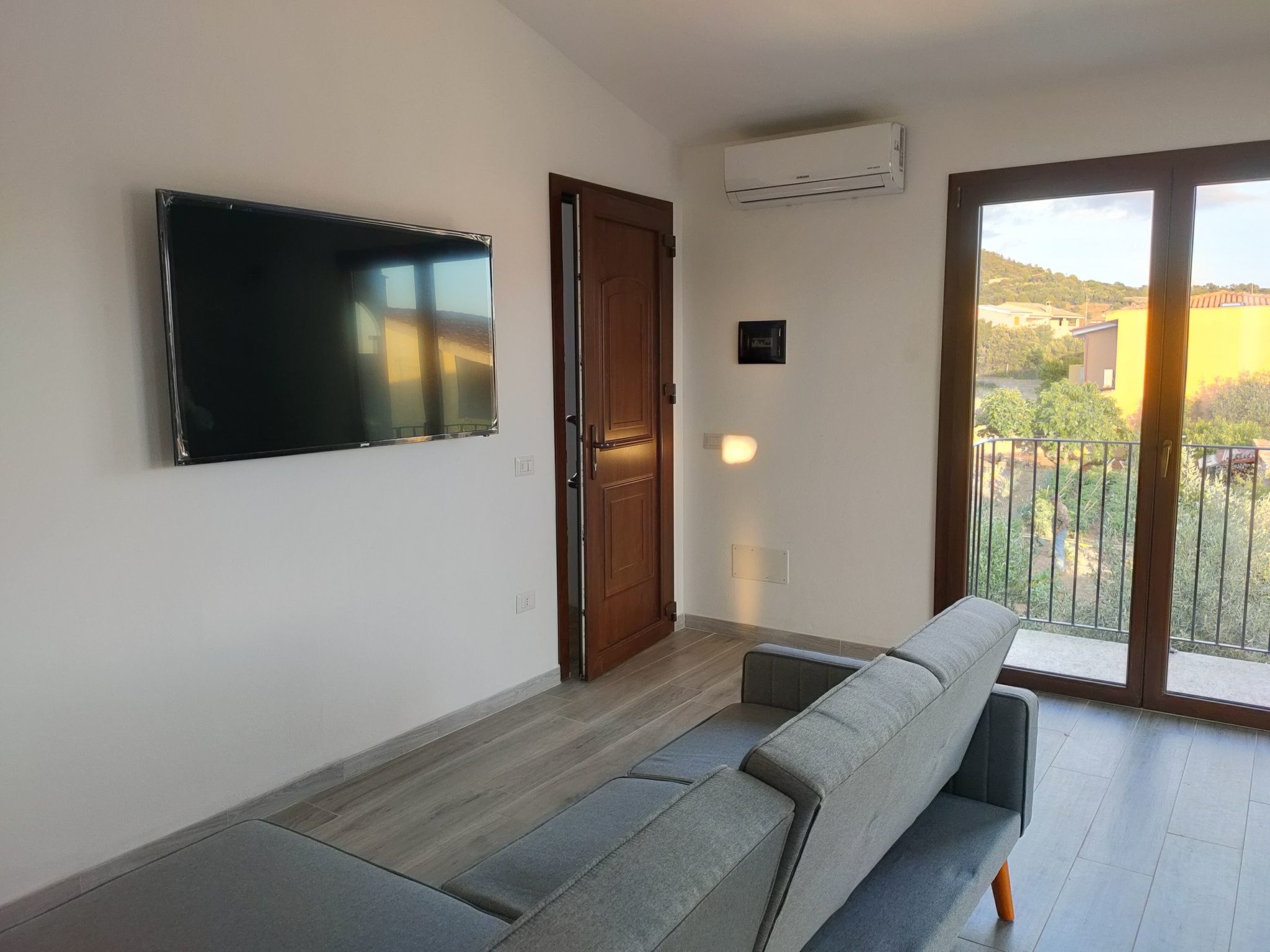 Suite Wohnungen 1 4mori Porto Pino-Image-tags.info