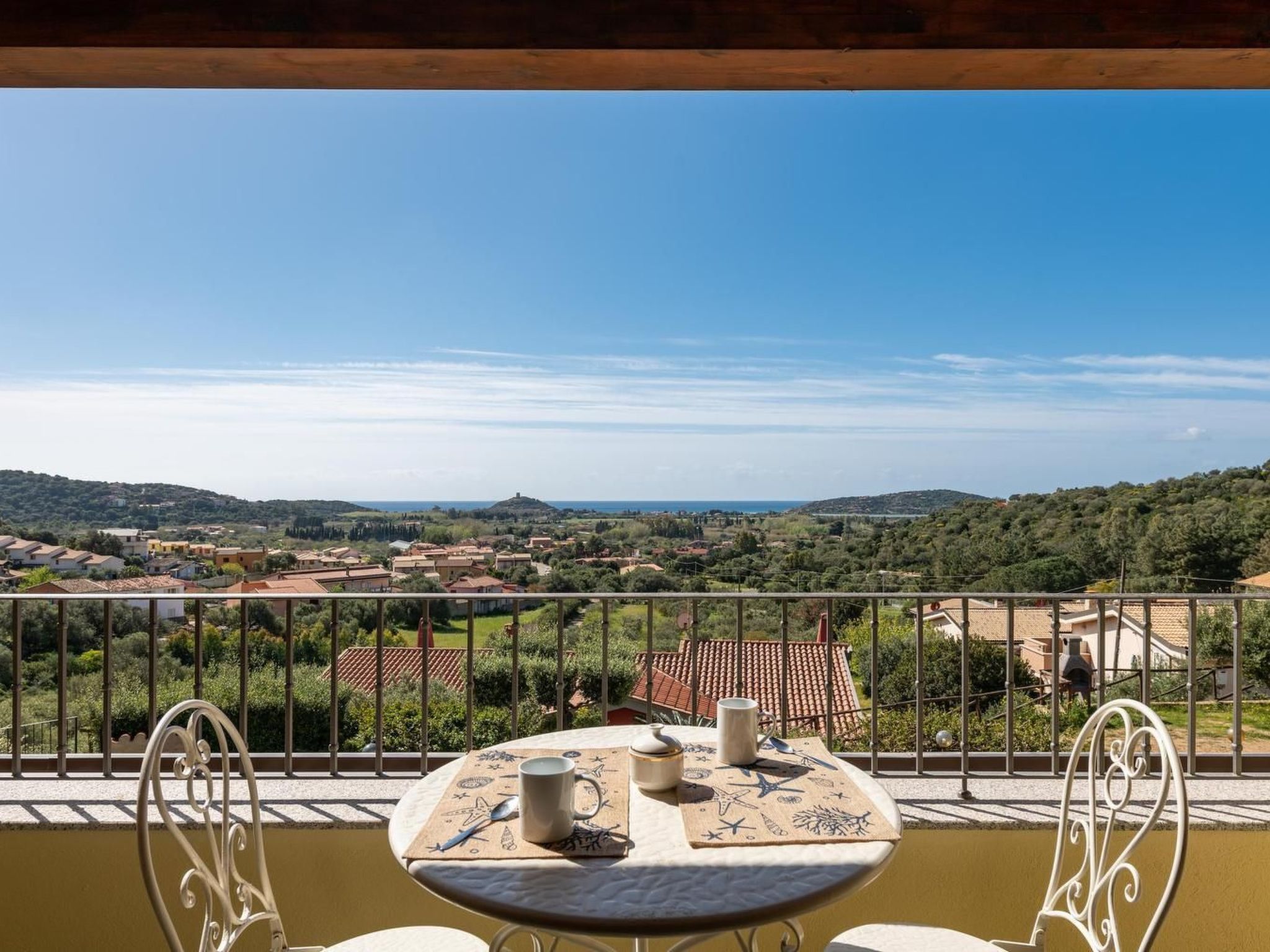 Haus mit Panoramablick in Chia in natürlicher Umgebung