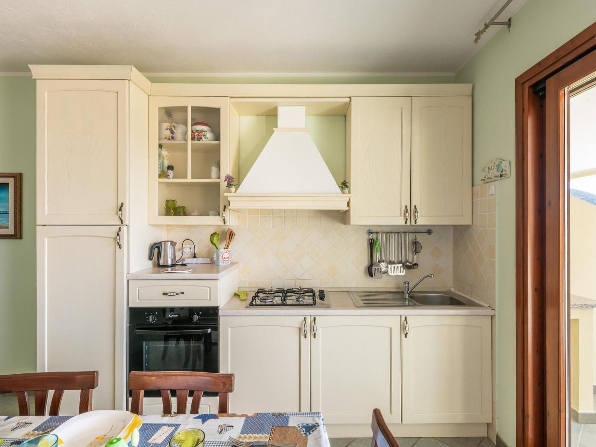 Haus mit Panoramablick in Chia in natürlicher Umgebung-Image-tags.info