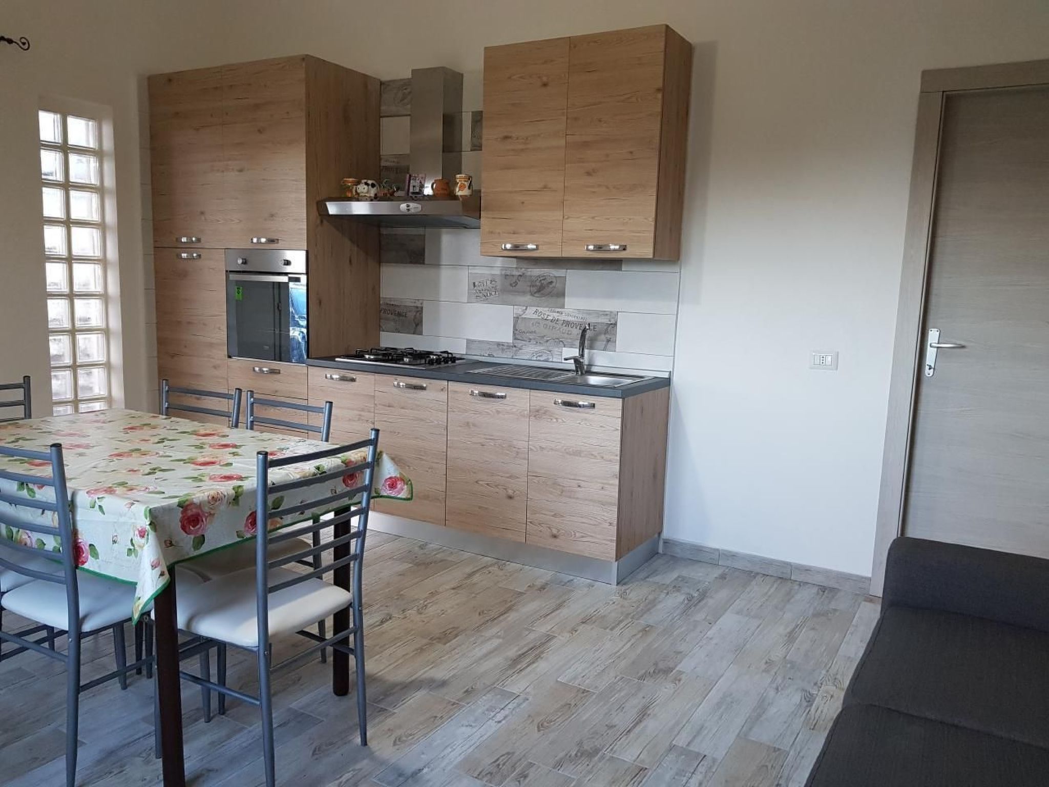 Tolles Ferienhaus in Pula mit Grill