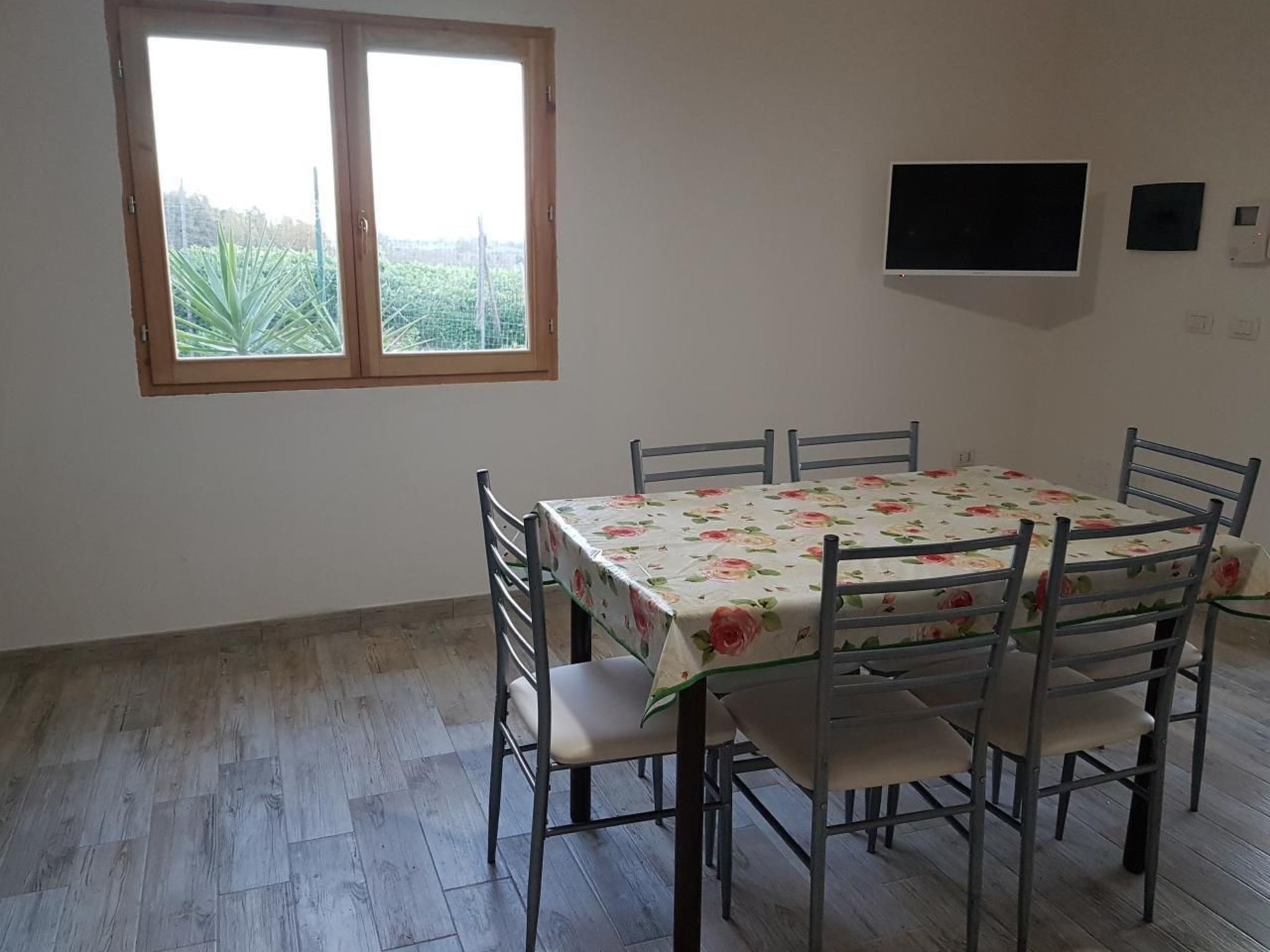 Tolles Ferienhaus in Pula mit Grill-Binnen