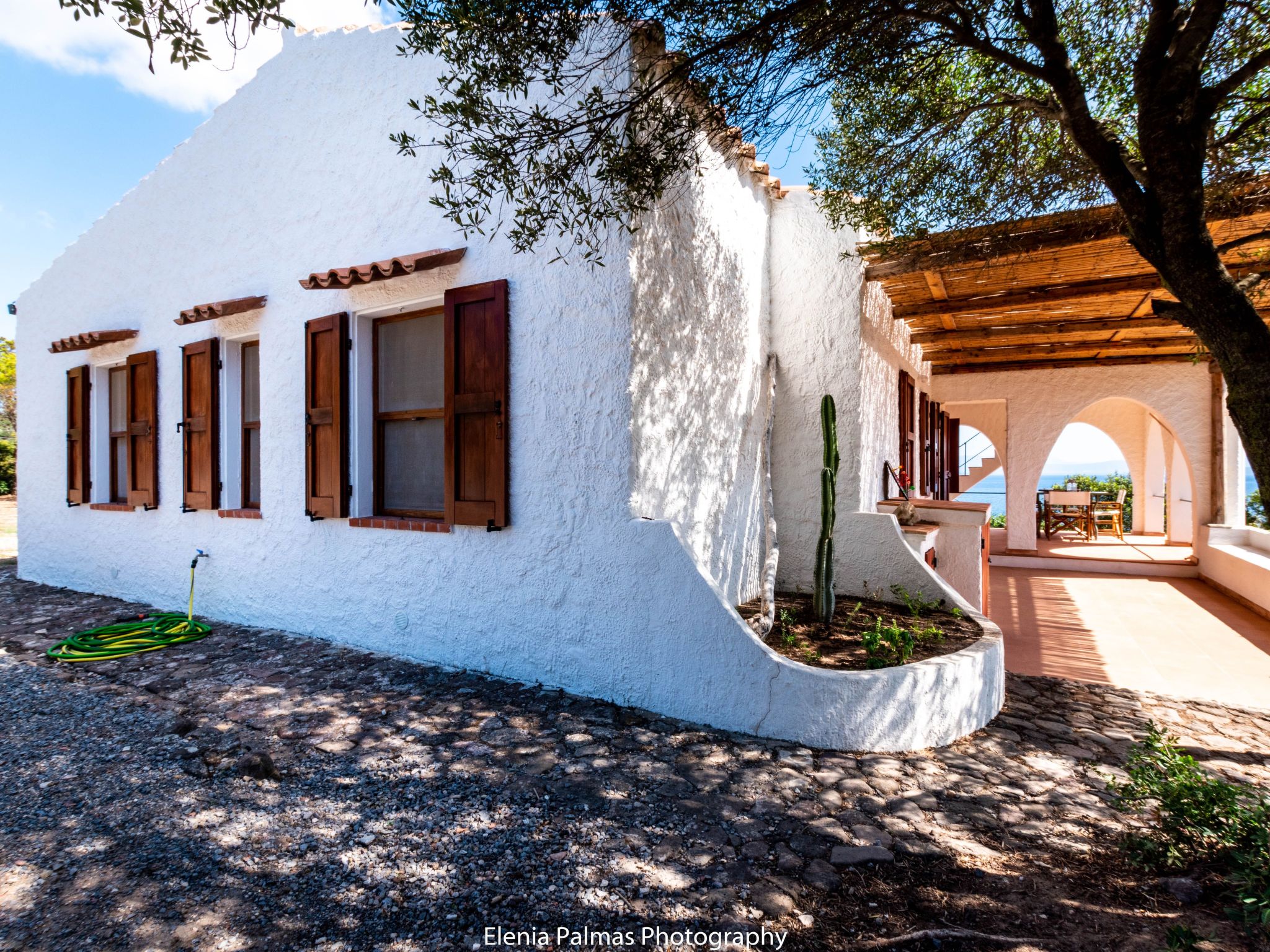 Haus in Sant'antioco mit überdachtem Parkplatz-Image-tags.info