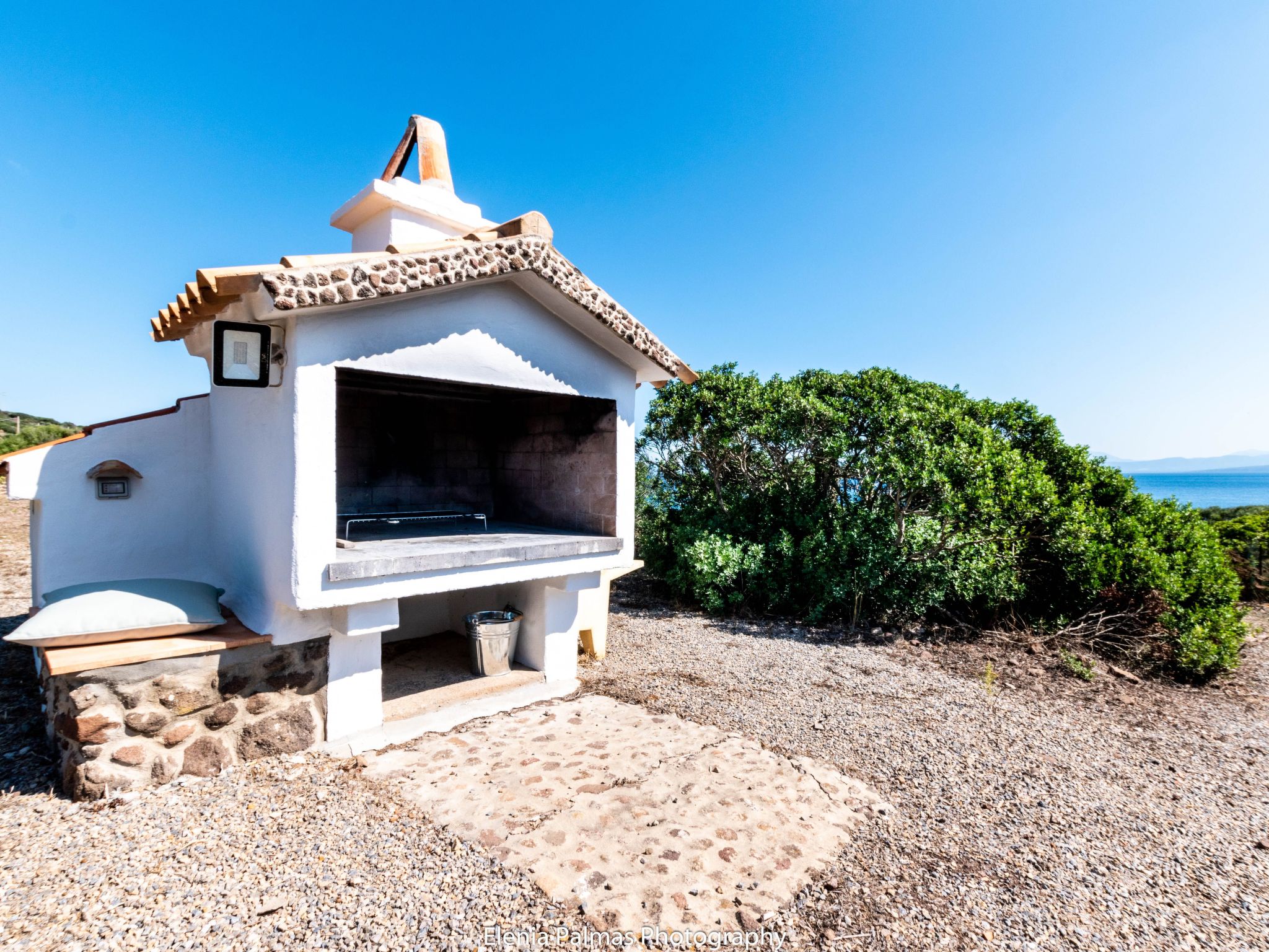 Haus in Sant'antioco mit überdachtem Parkplatz-Image-tags.info