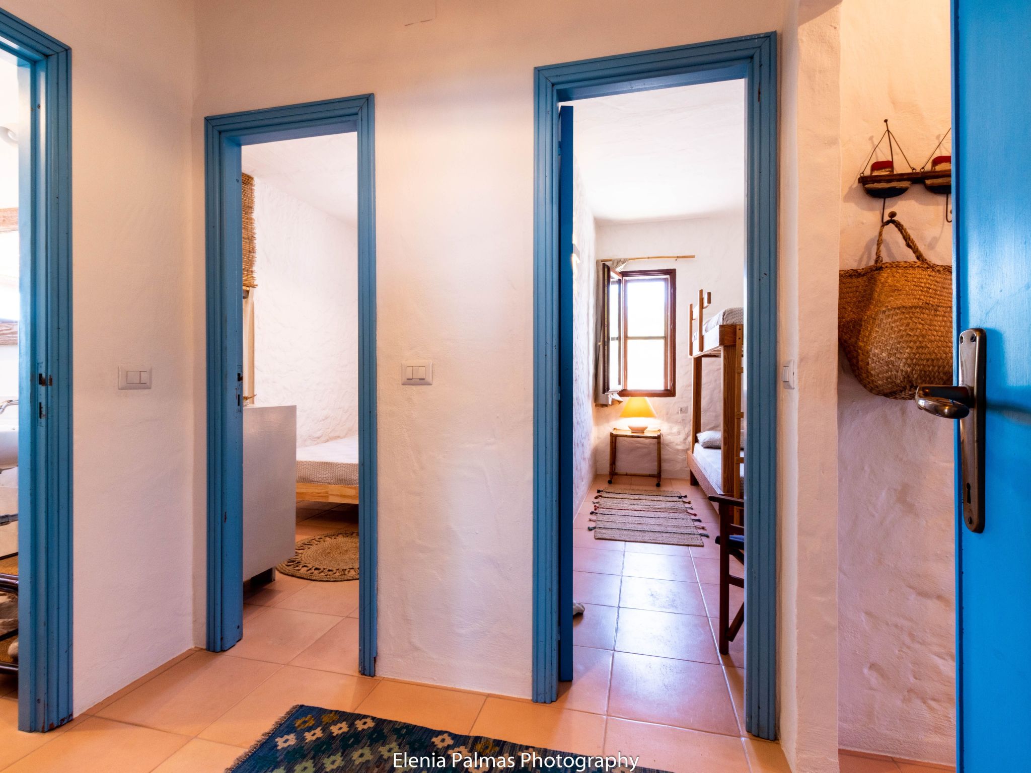 Haus in Sant'antioco mit überdachtem Parkplatz-Image-tags.info