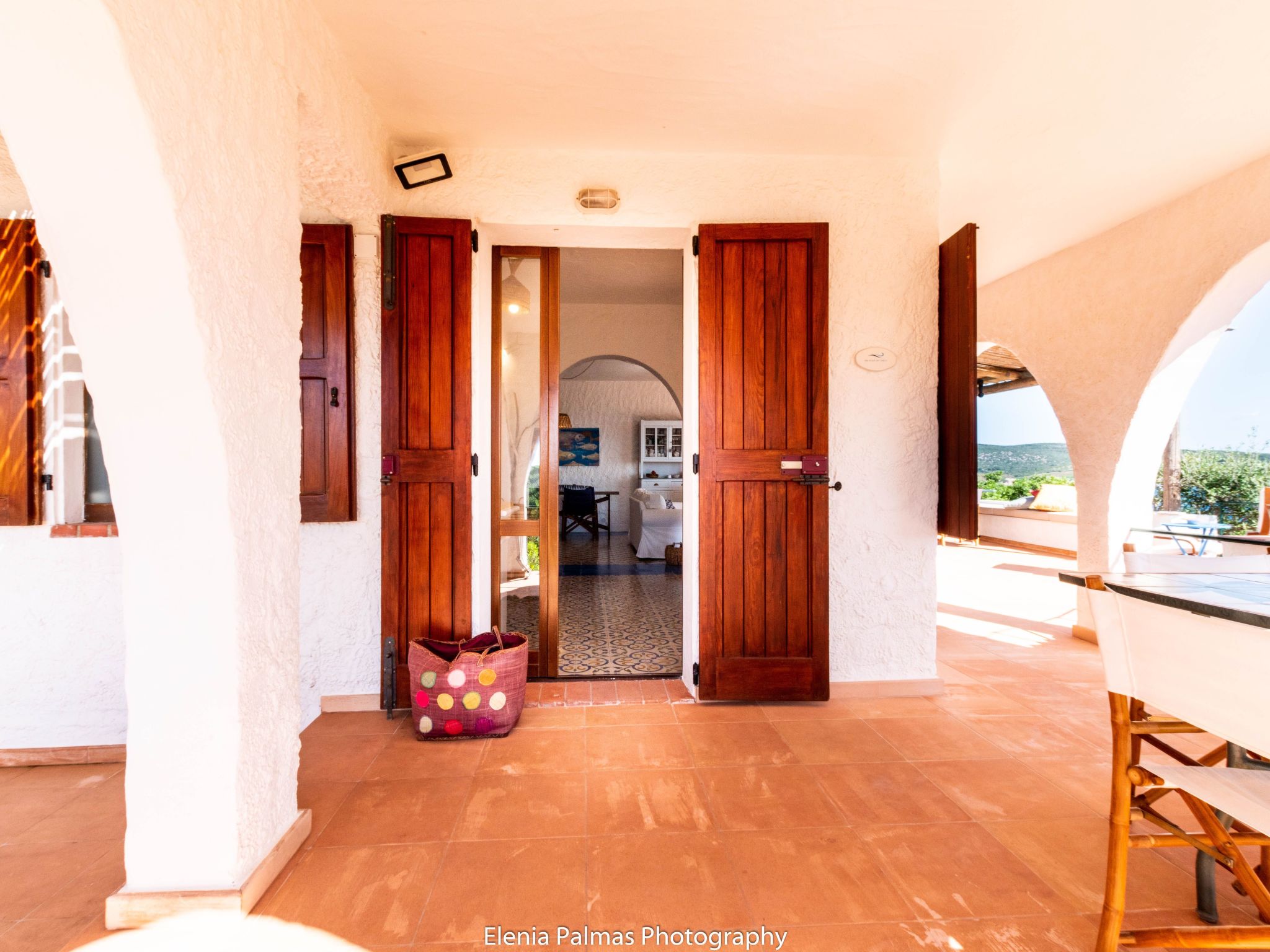 Haus in Sant'antioco mit überdachtem Parkplatz-Image-tags.info