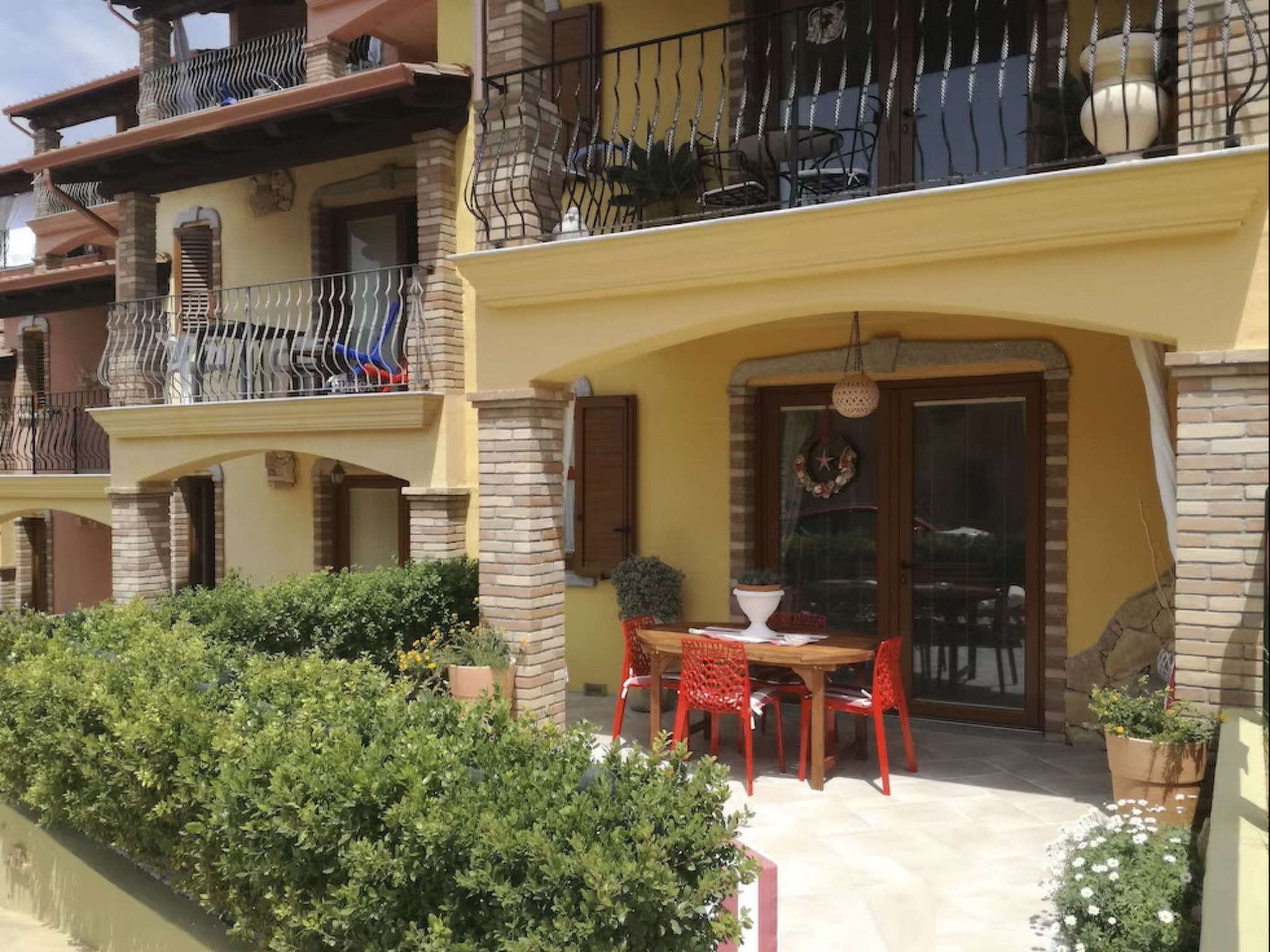 Haus 'Red Coral' mit Gemeinschaftspool-Image-tags.info