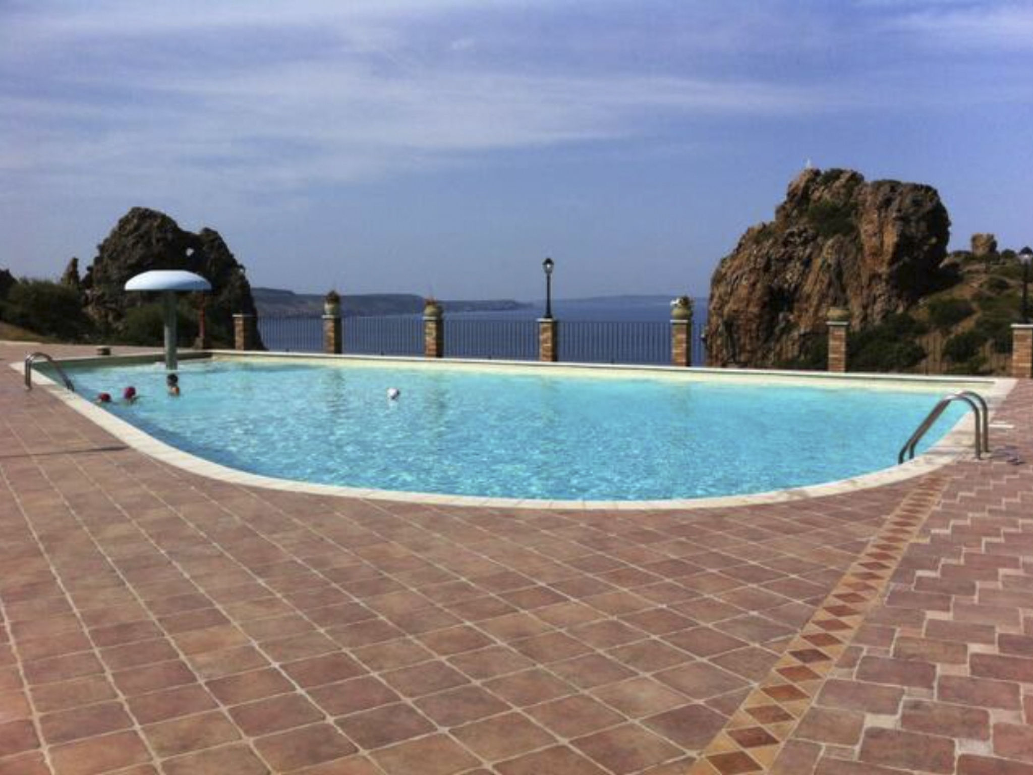 Haus 'Red Coral' mit Gemeinschaftspool-Image-tags.info