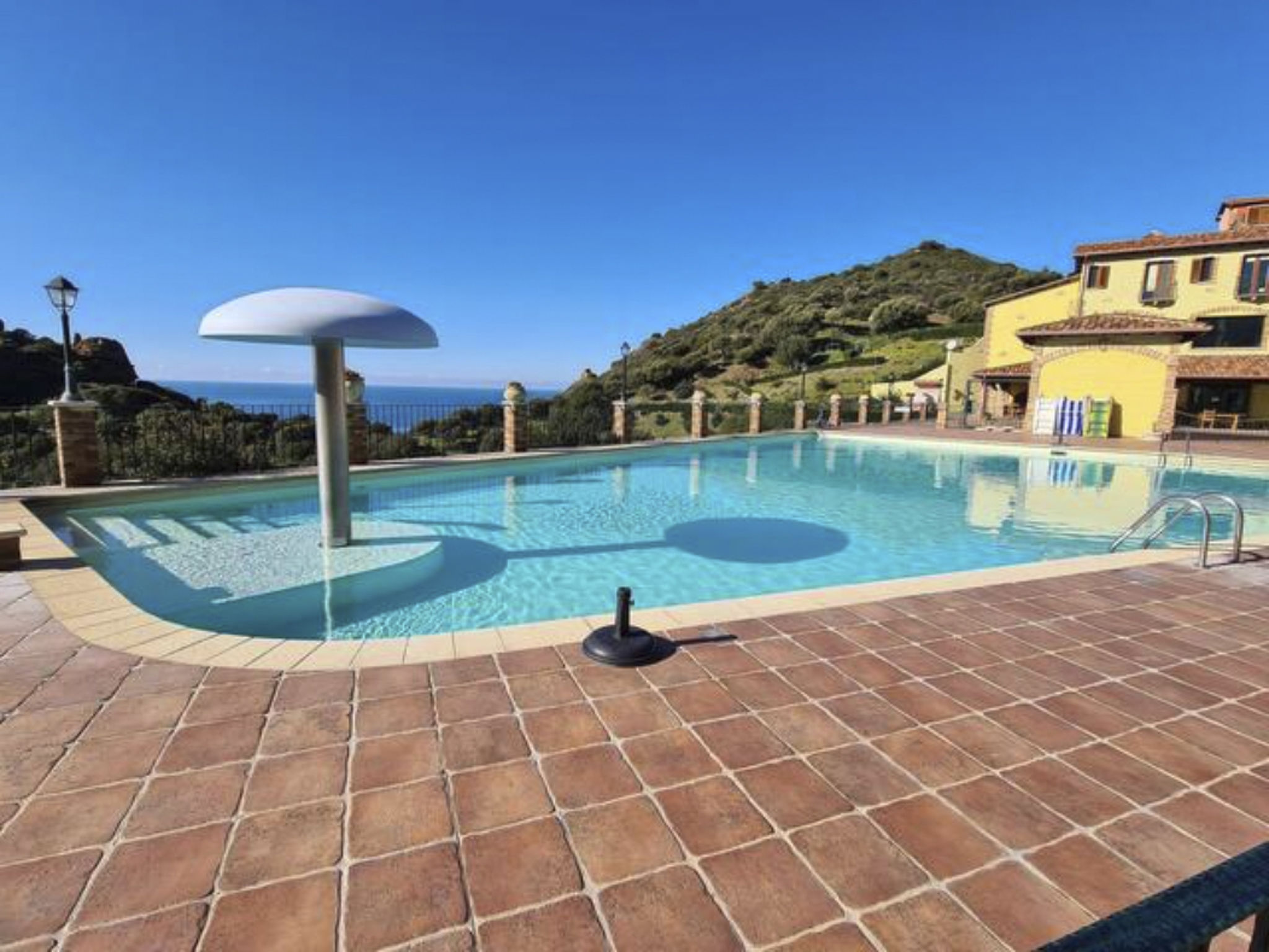 Haus 'Red Coral' mit Gemeinschaftspool-Image-tags.info