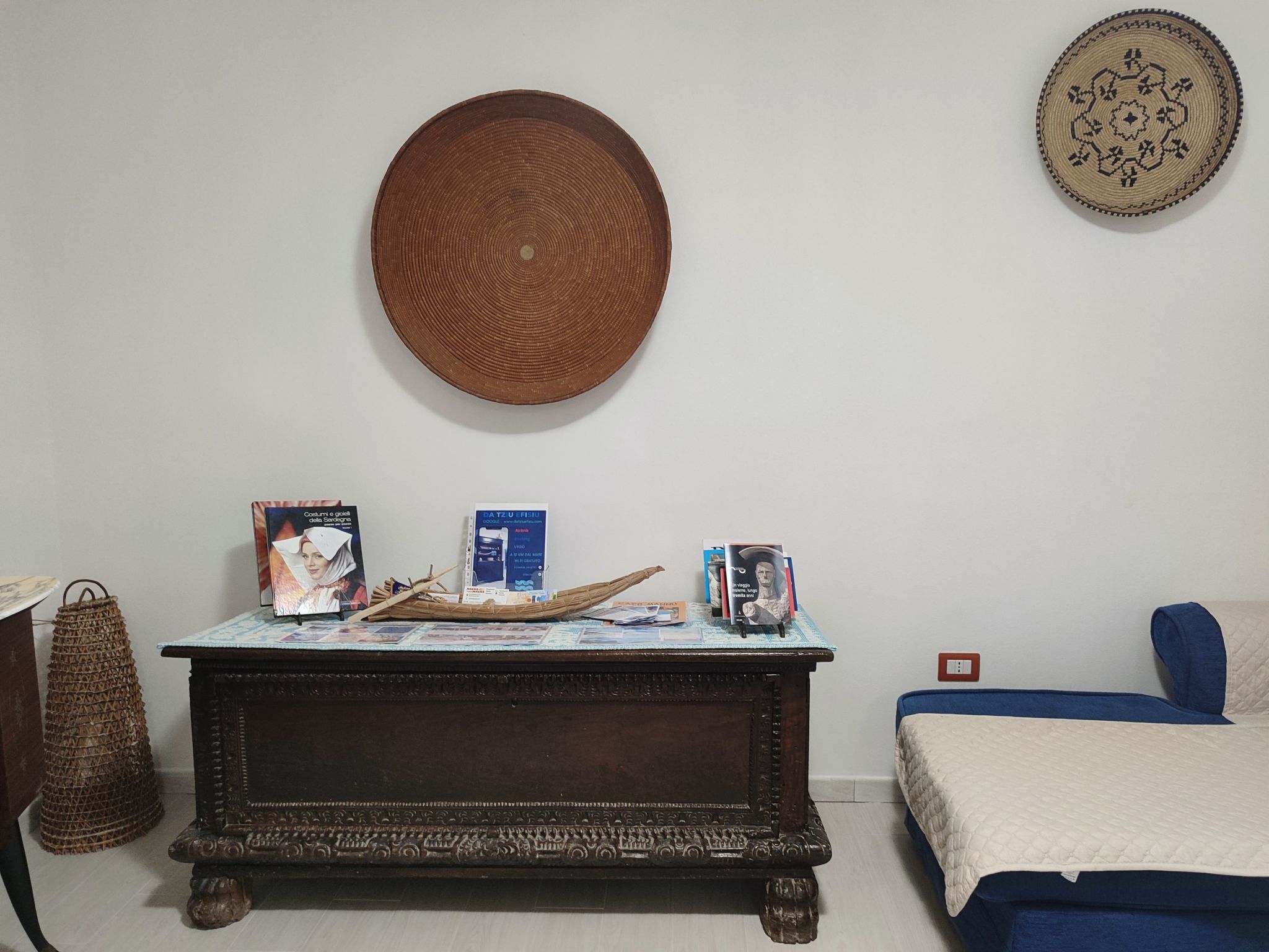 'Von Tziu Efisiu'-Image-tags.info