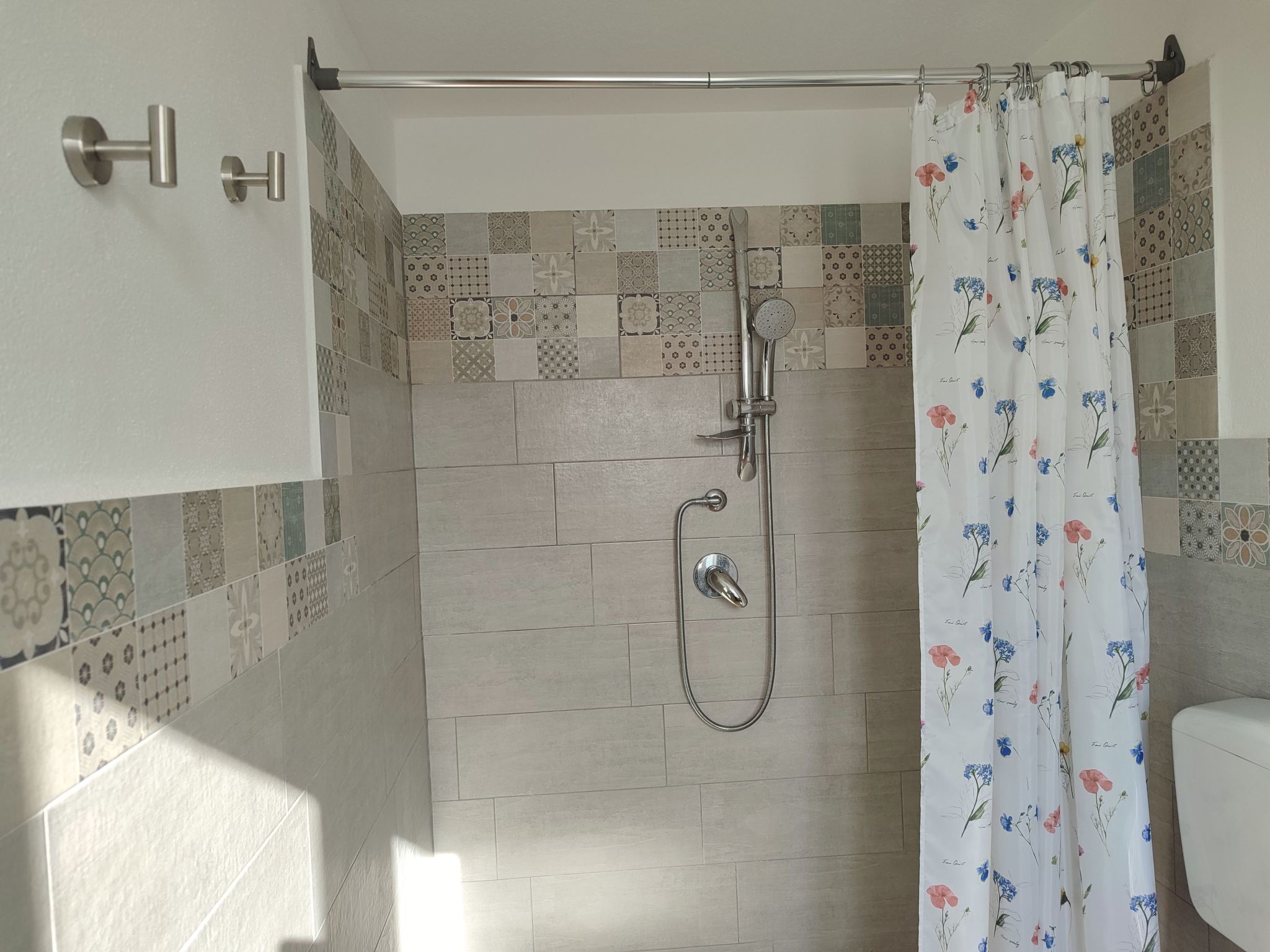 'Von Tziu Efisiu'-Image-tags.info