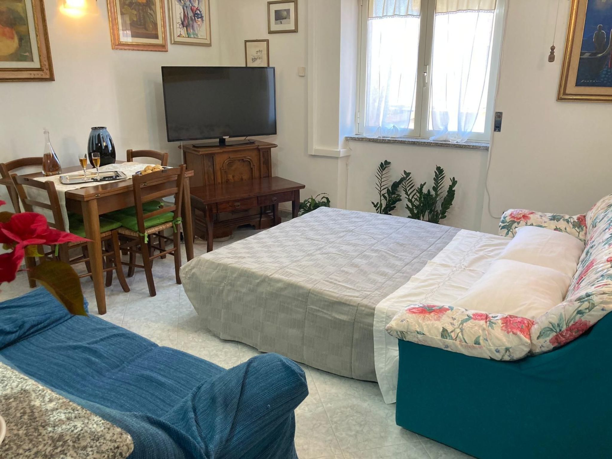 "Via Manin 13" mit Wi-Fi-Image-tags.info