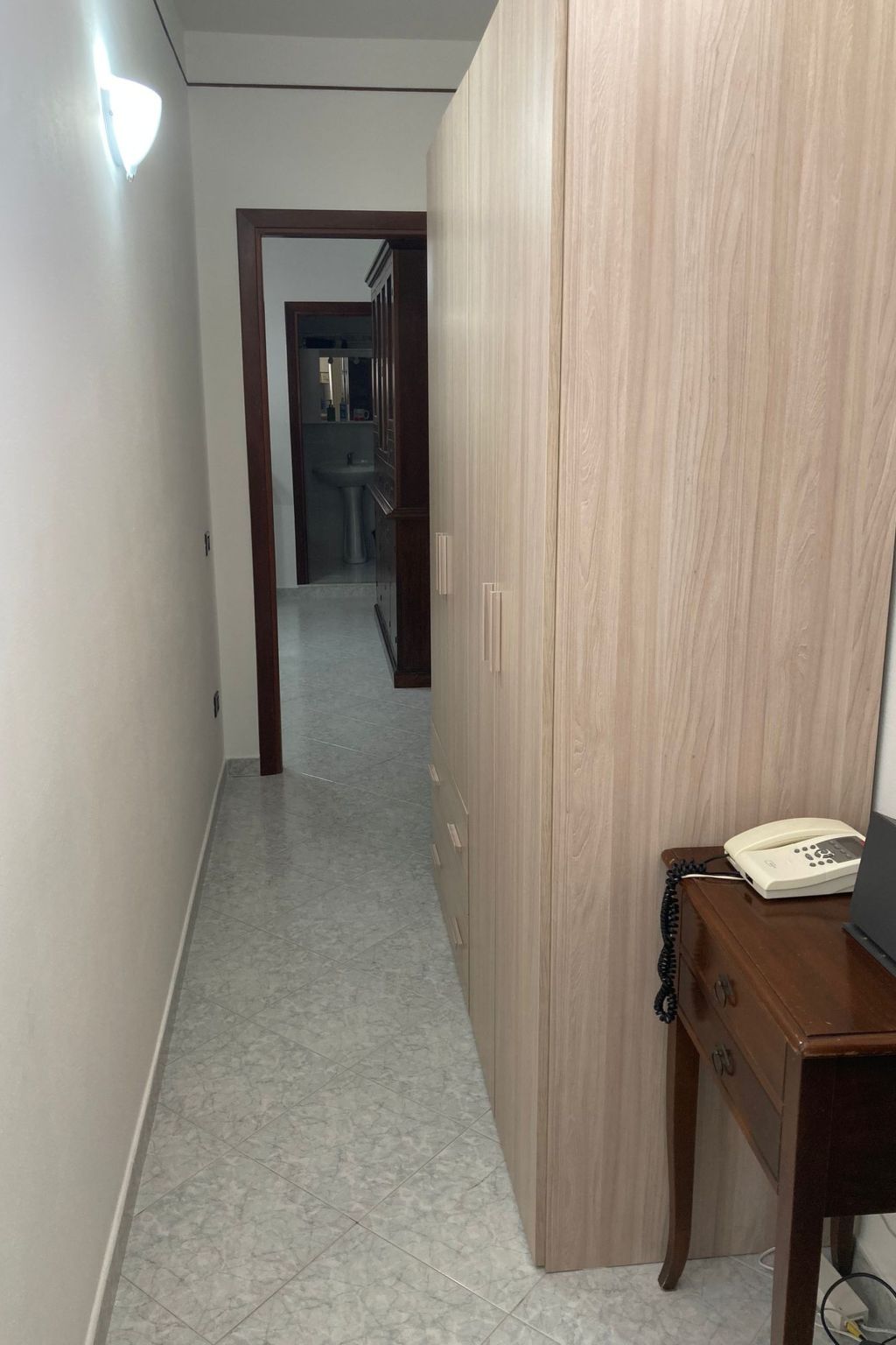 "Via Manin 13" mit Wi-Fi-Image-tags.info