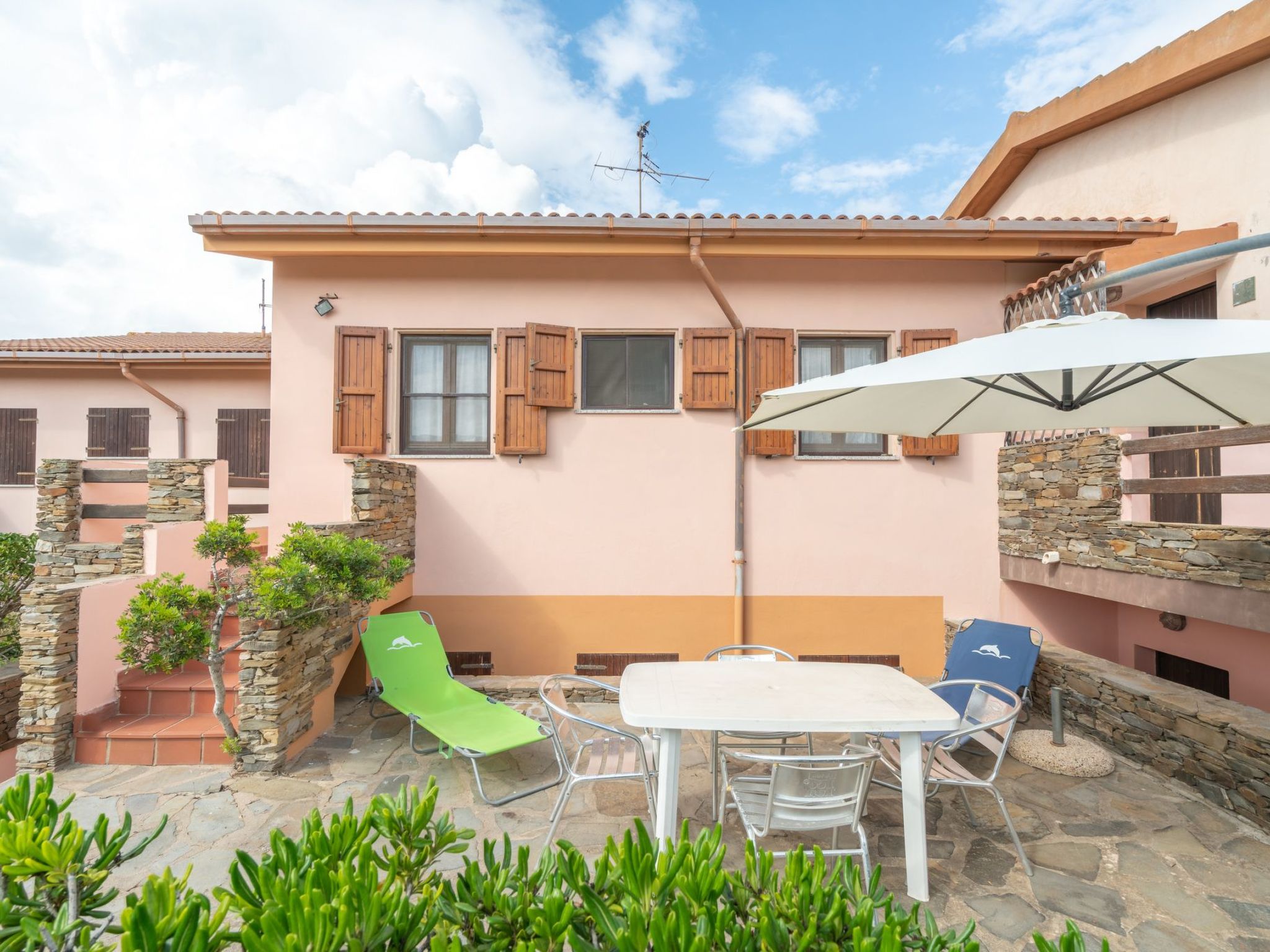 Villetta Bilo Janna-Image-tags.info