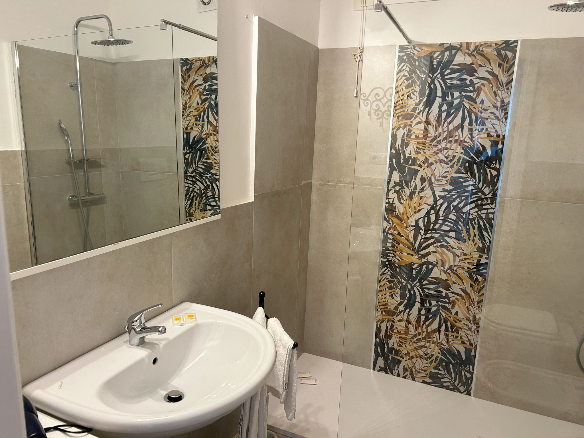 Villa Camilla-Image-tags.info