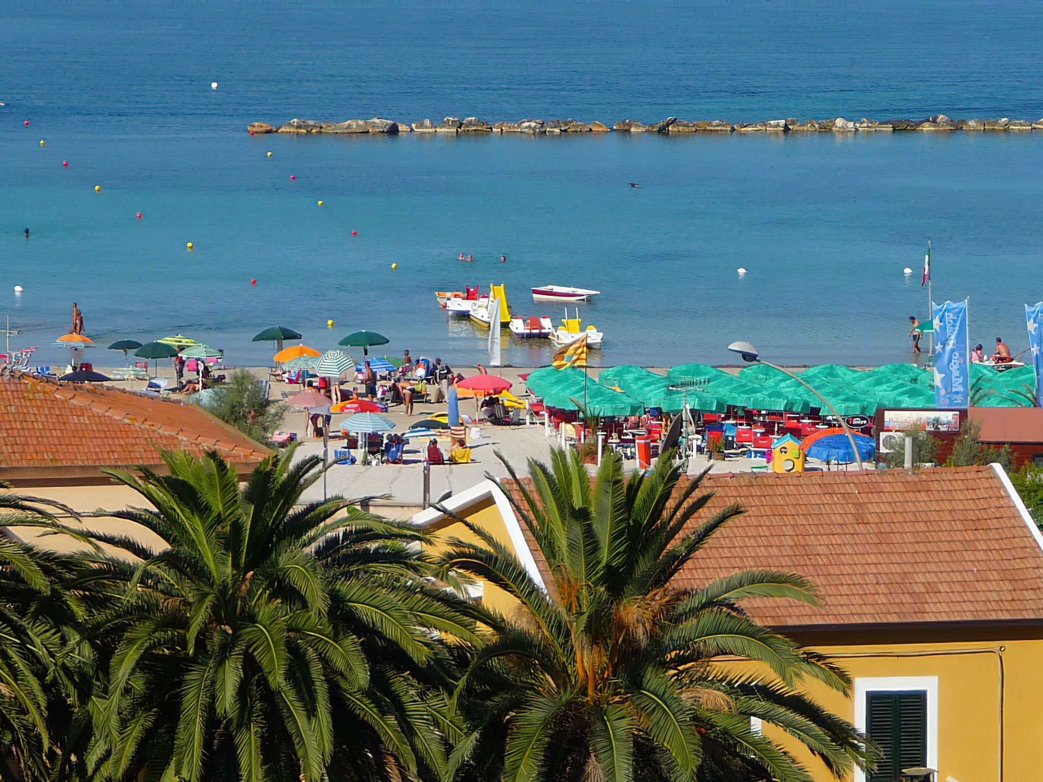 Royal-Image-tags.info