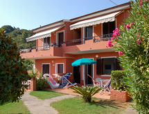 Villa Franca: Gezellig appartement aan zee op Elba met tuin en speelplaats - thumbnail 3