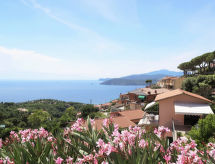 Knus appartement in Capoliveri met tuin, vlakbij het strand van Morcone - thumbnail 2