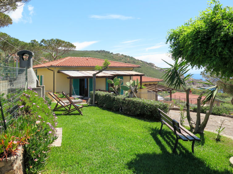 Oasis 3 Accommodation in Capoliveri