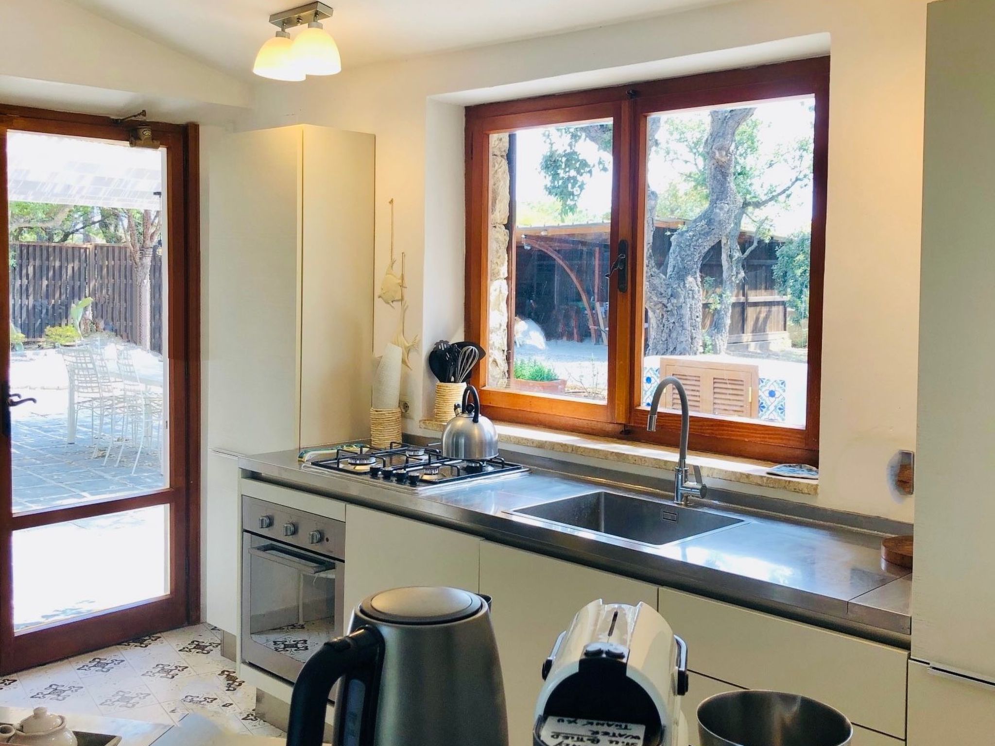 "Villa EnriMar" mit privatem Pool-Binnen