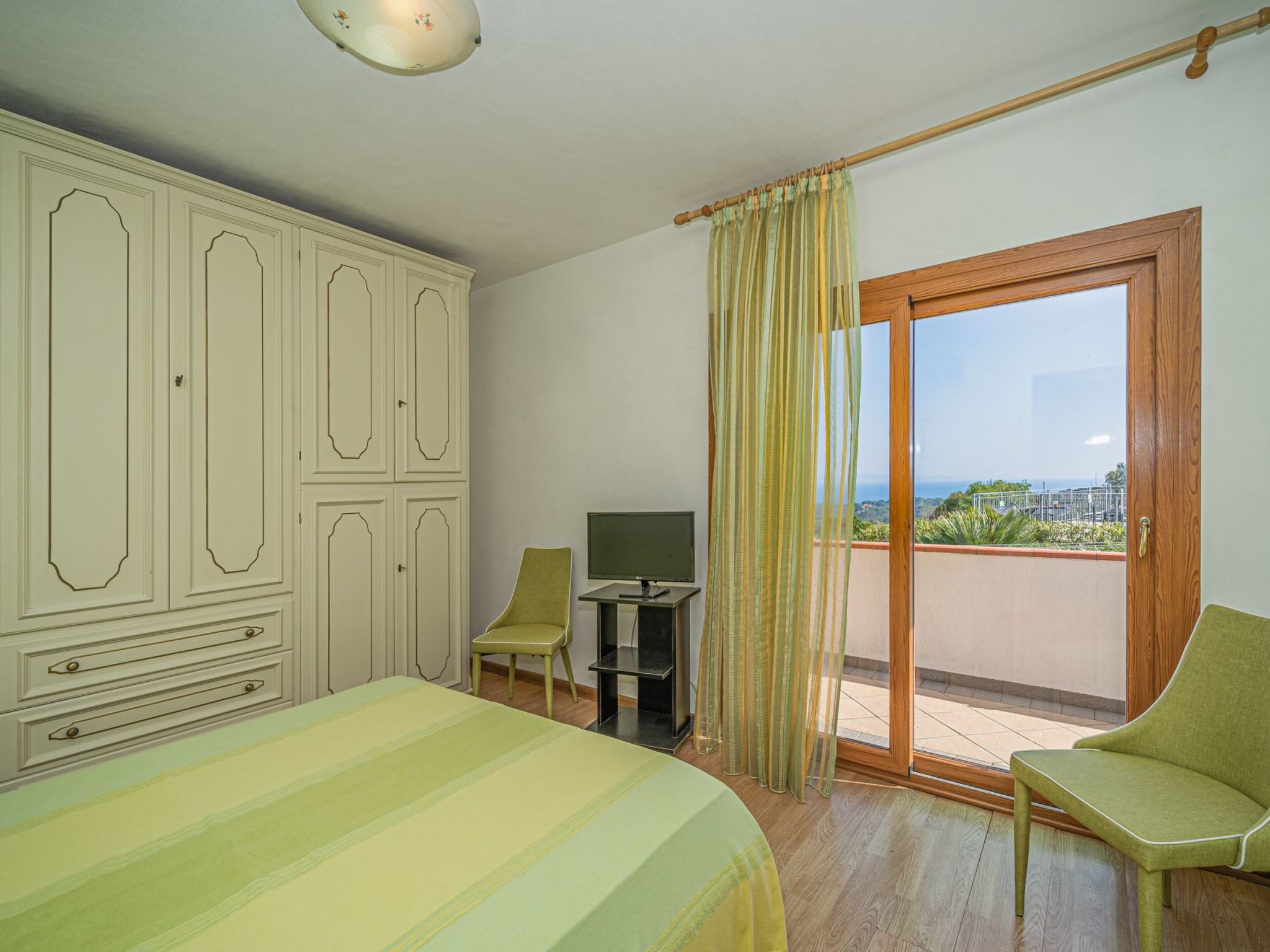 Wunderschönes Appartement in Capoliveri mit Terrasse, Garten und Grill-Inside