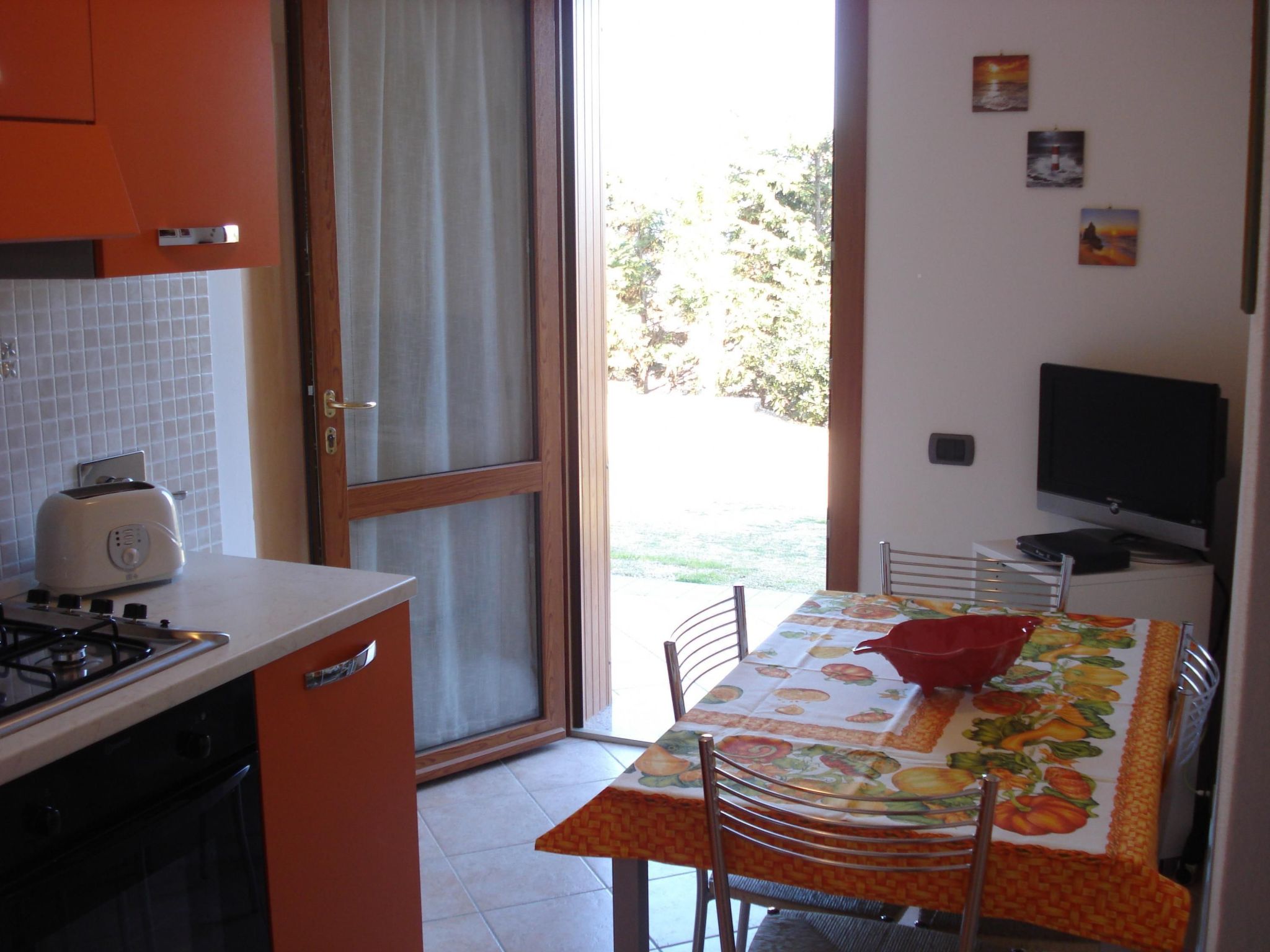 Gemütliches Appartement in Capoliveri mit Grill und Terrasse-Binnen