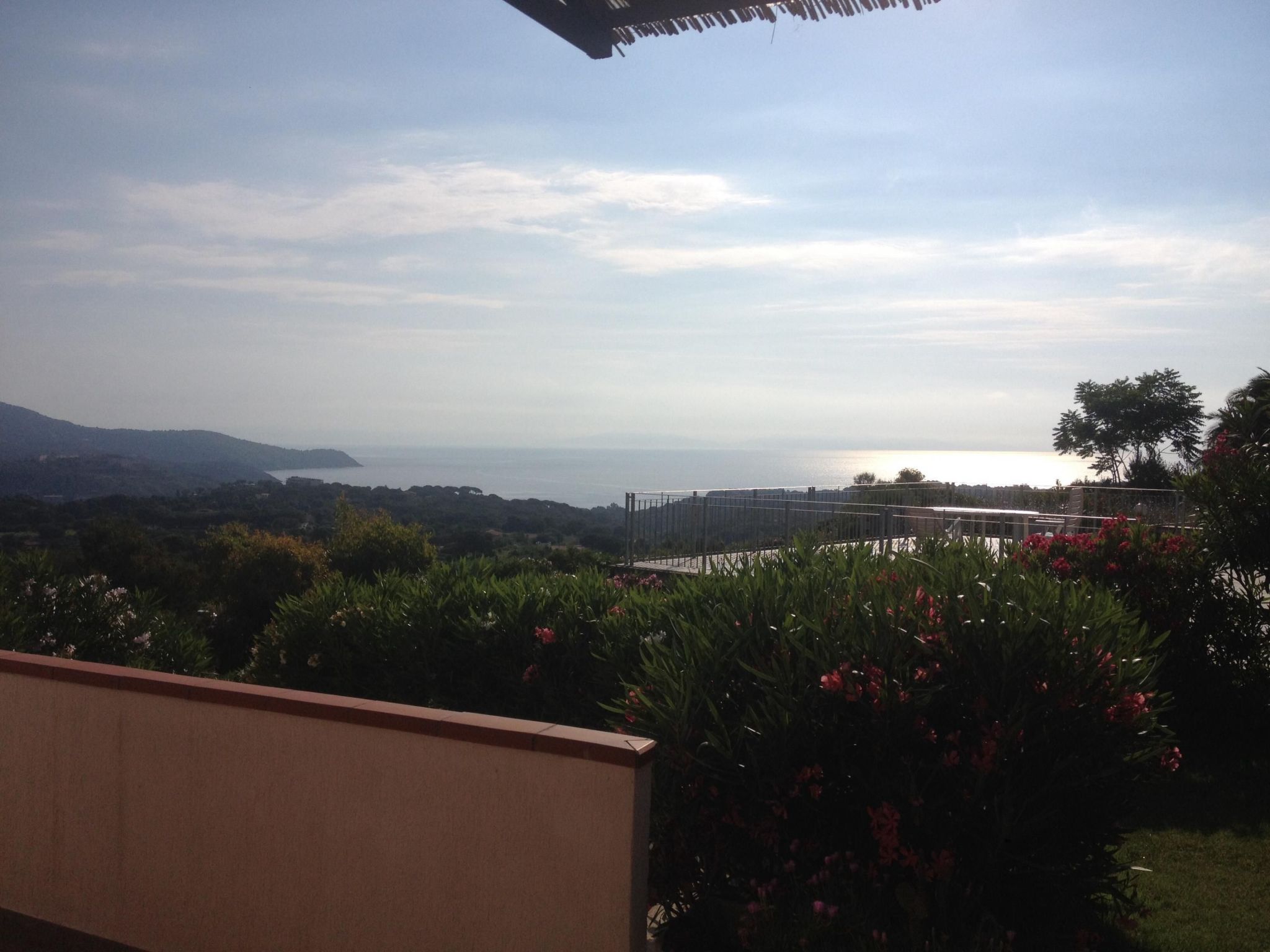 Gemütliches Appartement in Capoliveri mit Grill und Terrasse-Binnen