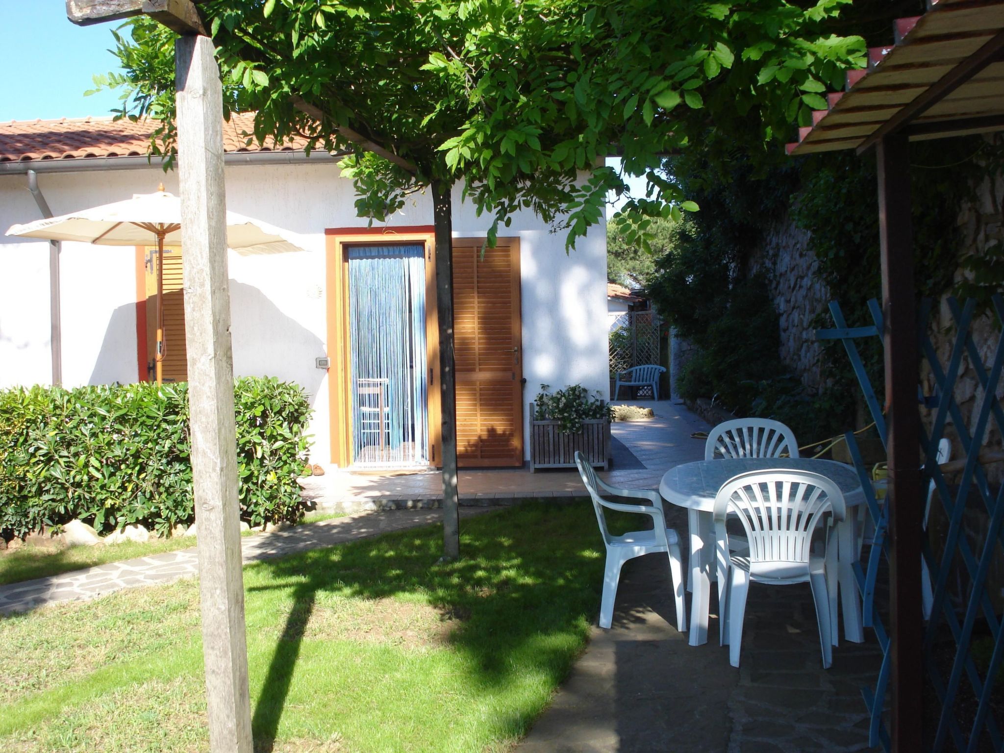 Gemütliches Appartement in Capoliveri mit Grill und Terrasse-Binnen